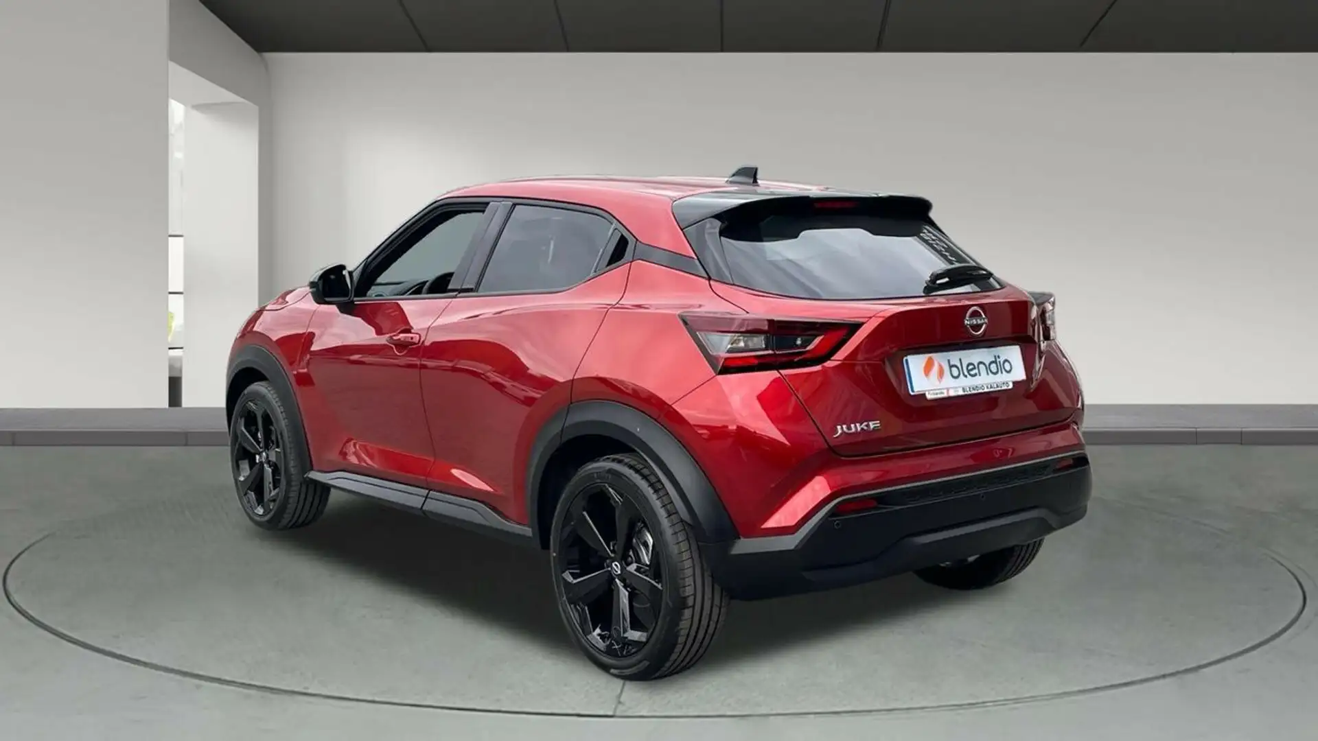 Nissan Juke 1.0 DIG-T Tekna 4x2 114 Rojo - 2