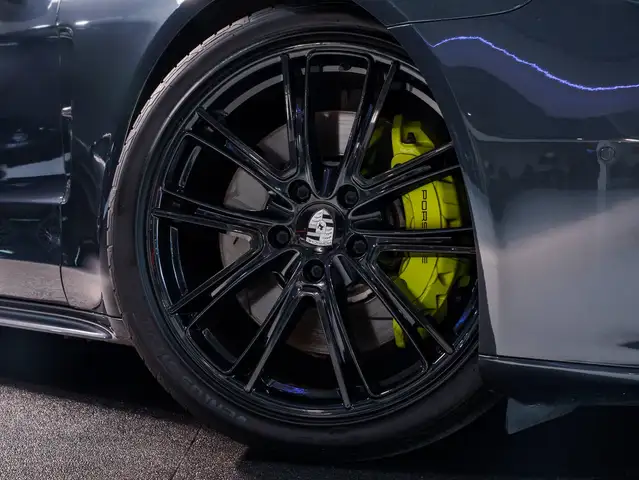Porsche Panamera view 2