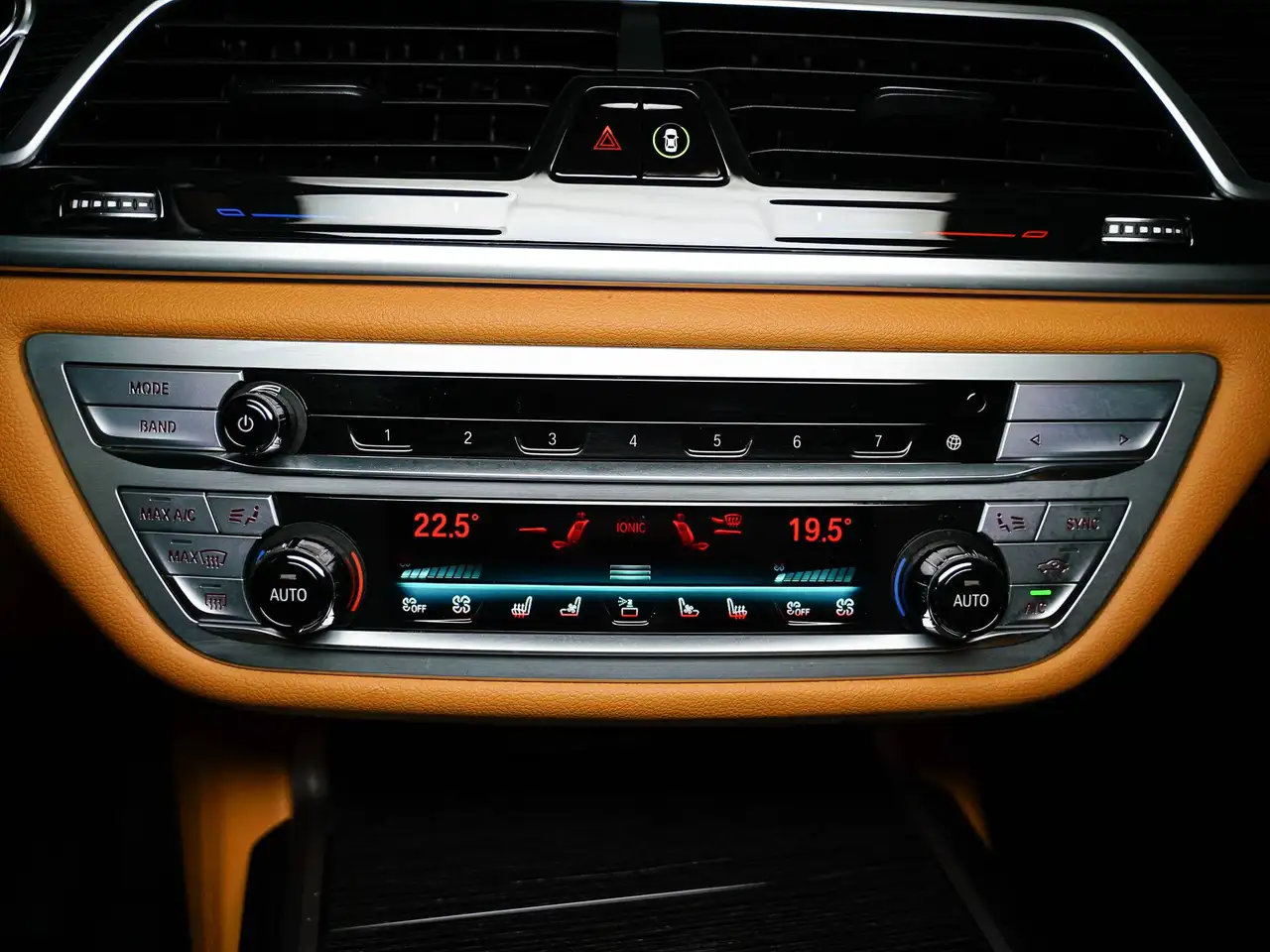 BMW 7 Series снимка BMW 7 Series