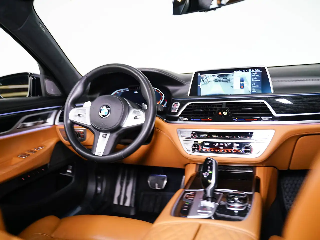 BMW 7 Series снимка BMW 7 Series