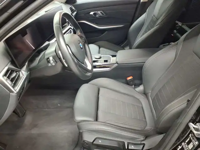 BMW 3 Series view 7