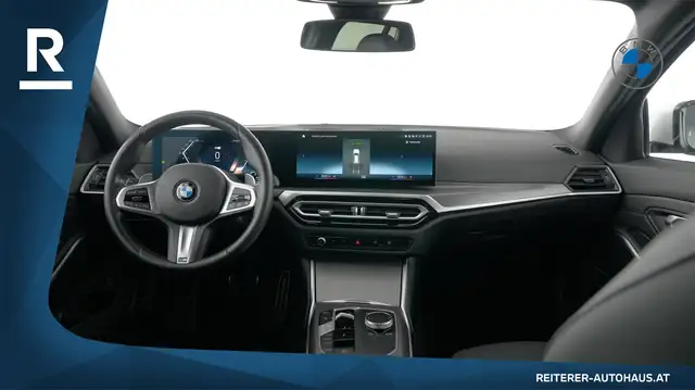 BMW 3 Series view 13