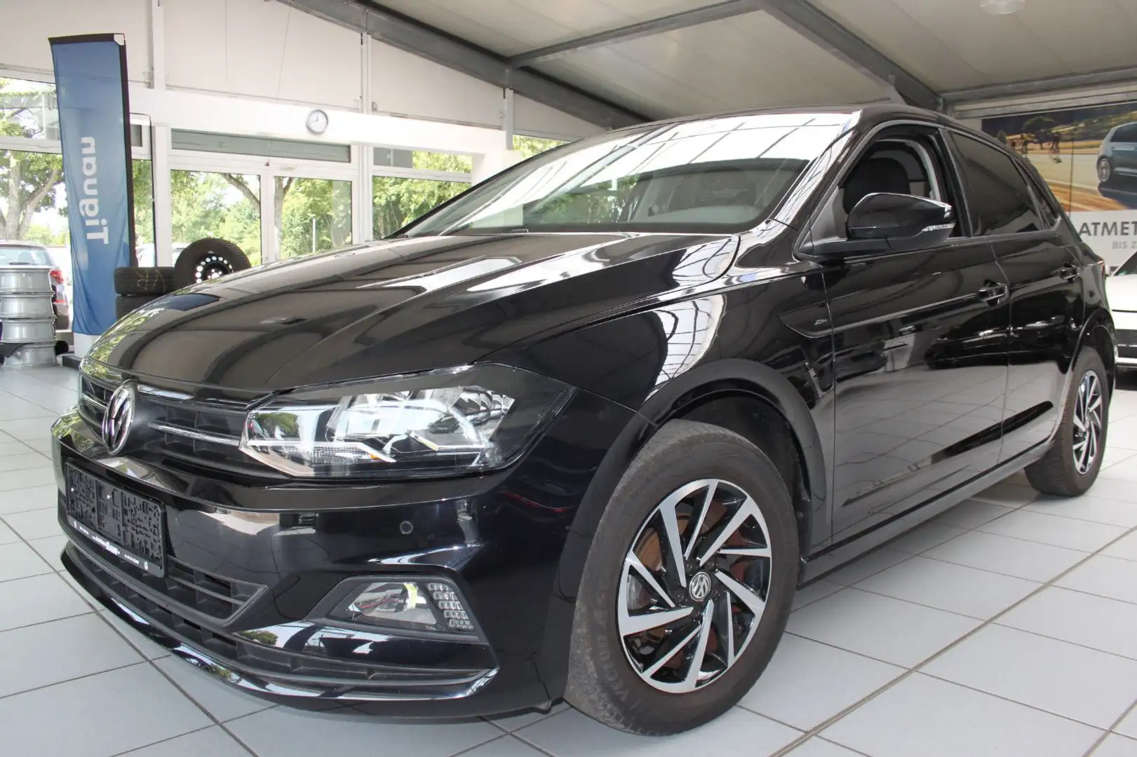 Volkswagen Polo /JOIN/PDC/ALU15"/STZHZ/NAVI/2ZON/L&S/MFL/LOR Schwarz - 2