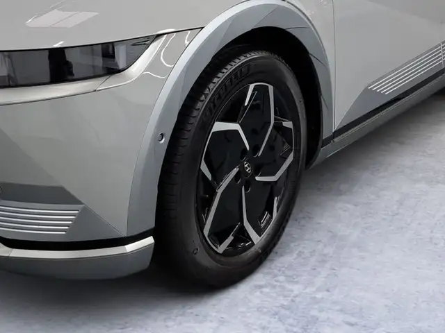 Hyundai Ioniq 5 view 6