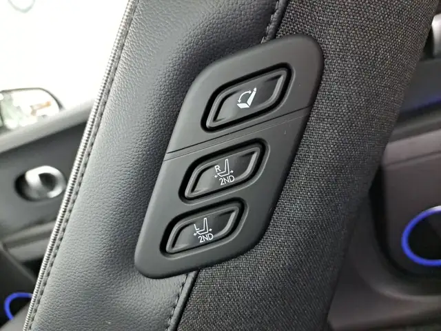 Hyundai Ioniq 5 view 10