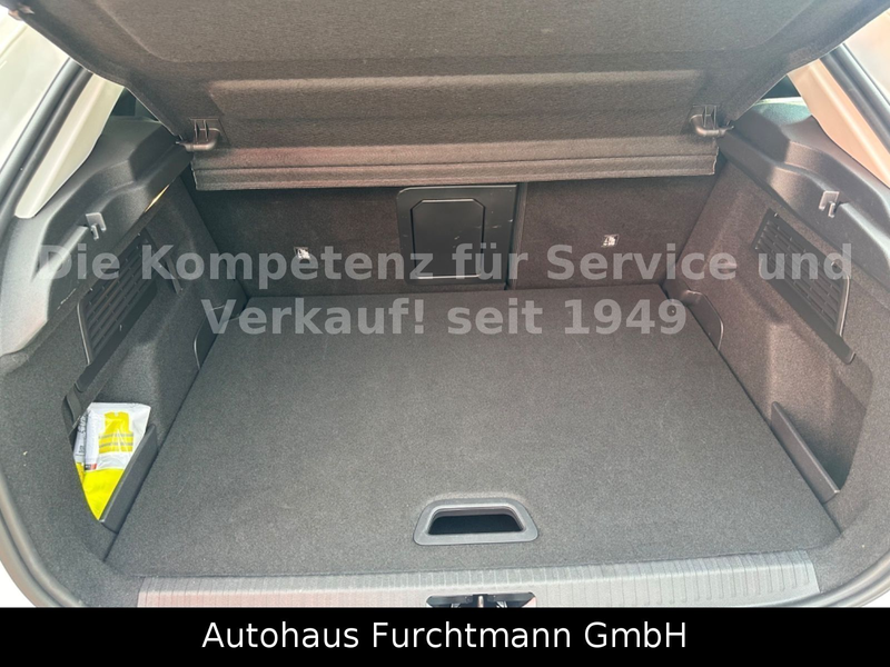Citroen C4 Lim. Shine PureTech 131 — photo 10