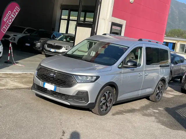Ford Grand Tourneo Active Connect 7 posti