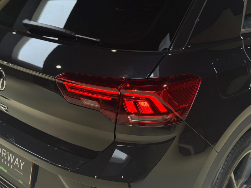 Volkswagen T-Roc R 2.0 TSI 4Motion Sport 300pk|Pano|Leder|Beats|Key — photo 16