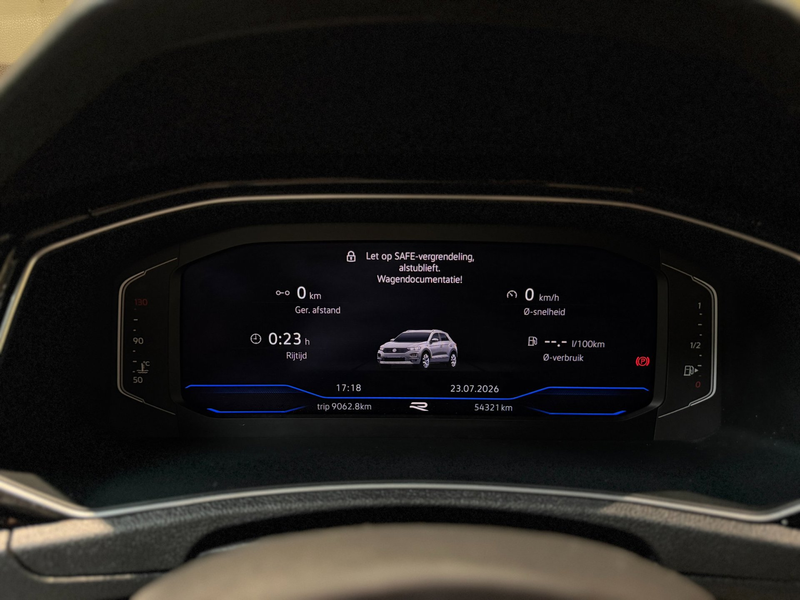Volkswagen T-Roc R 2.0 TSI 4Motion Sport 300pk|Pano|Leder|Beats|Key — photo 29