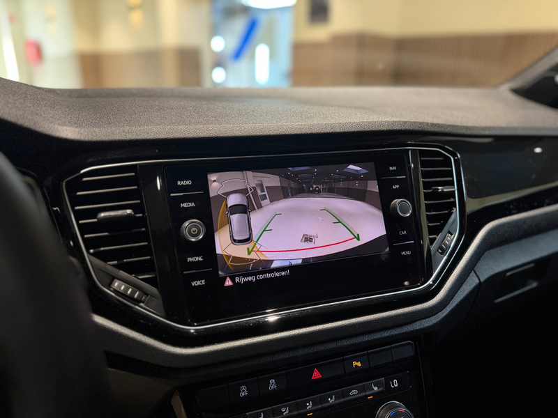 Volkswagen T-Roc R 2.0 TSI 4Motion Sport 300pk|Pano|Leder|Beats|Key — photo 34