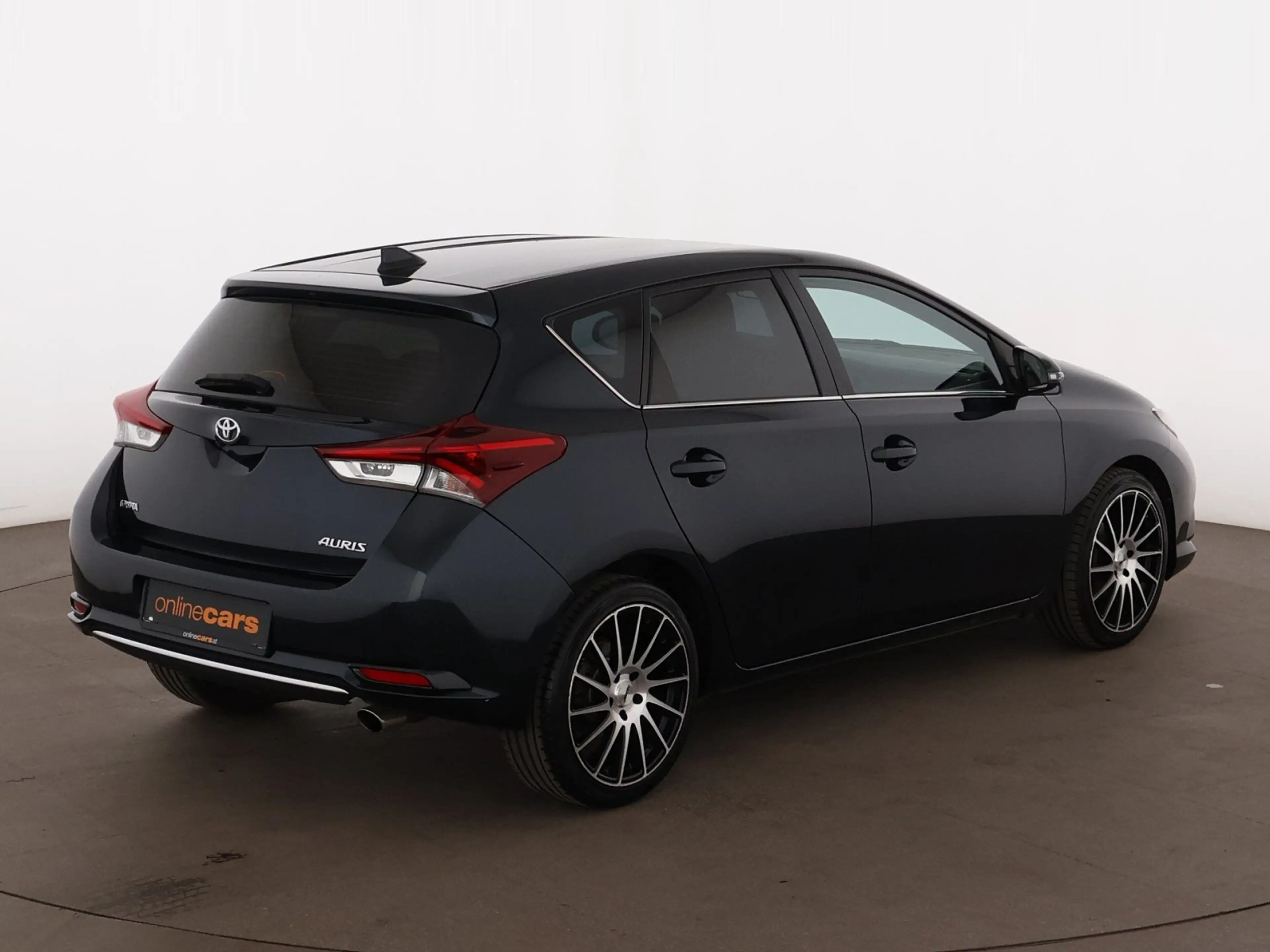 Toyota Auris 1.6 D Comfort R-CAM TEMPOMAT KLIMA — photo 9