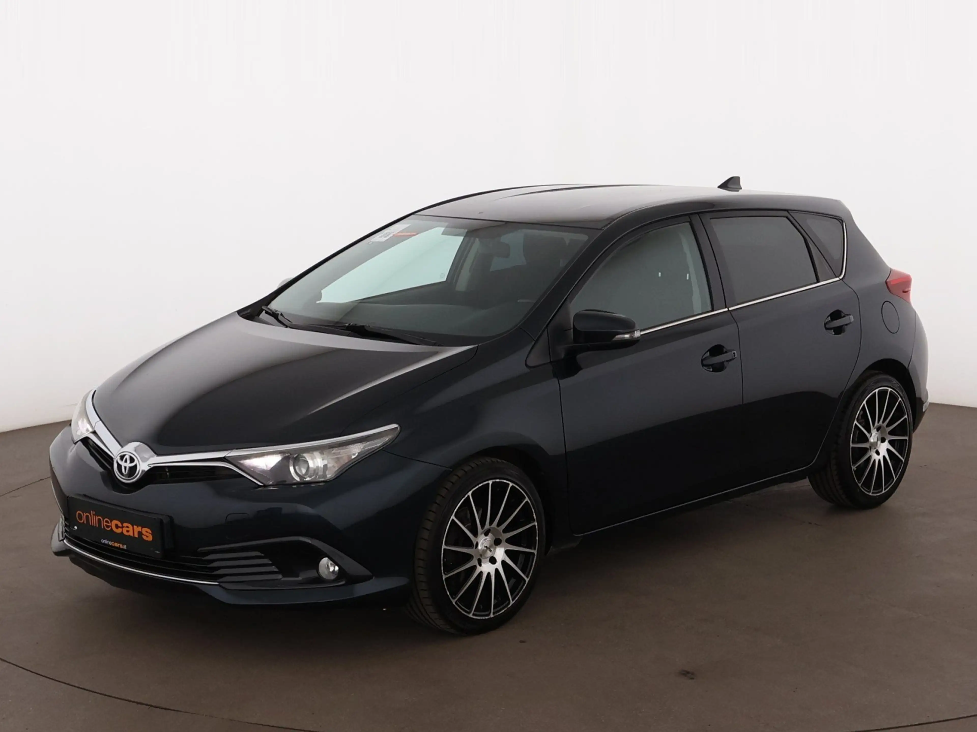 Toyota Auris 1.6 D Comfort R-CAM TEMPOMAT KLIMA — photo 2