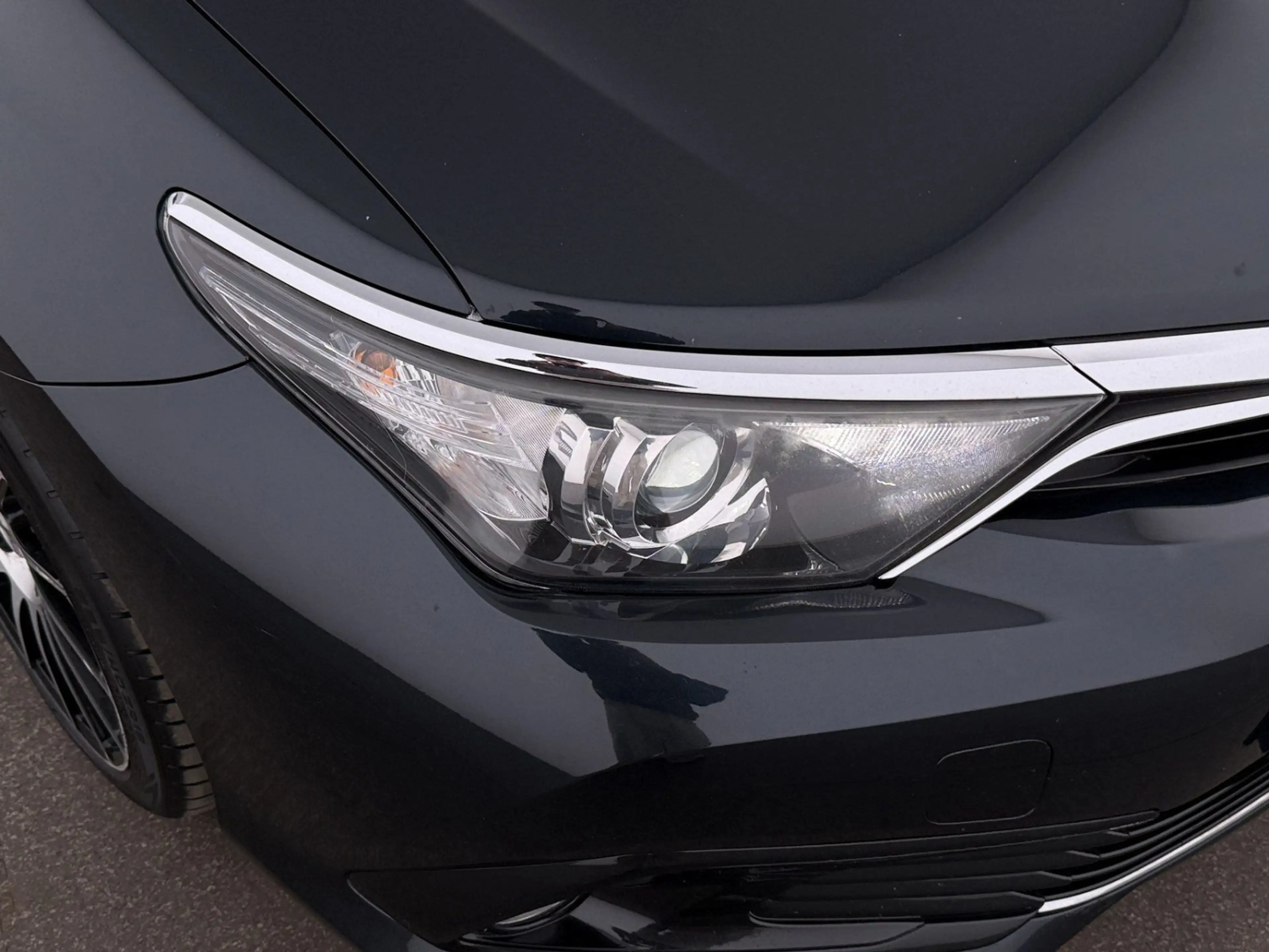 Toyota Auris 1.6 D Comfort R-CAM TEMPOMAT KLIMA — photo 13