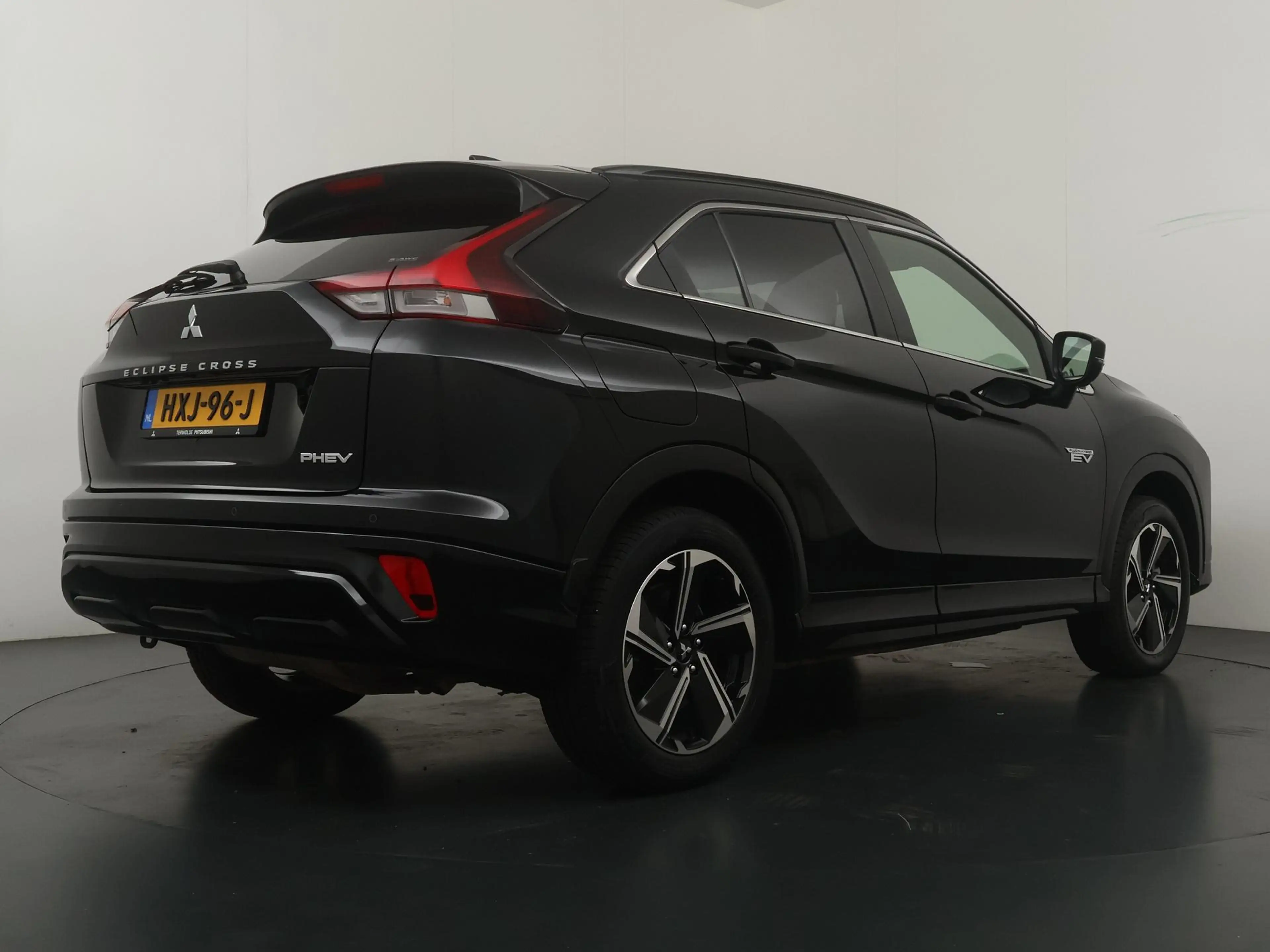 Mitsubishi Eclipse Cross 2.4 PHEV 188pk Business 4WD — photo 5