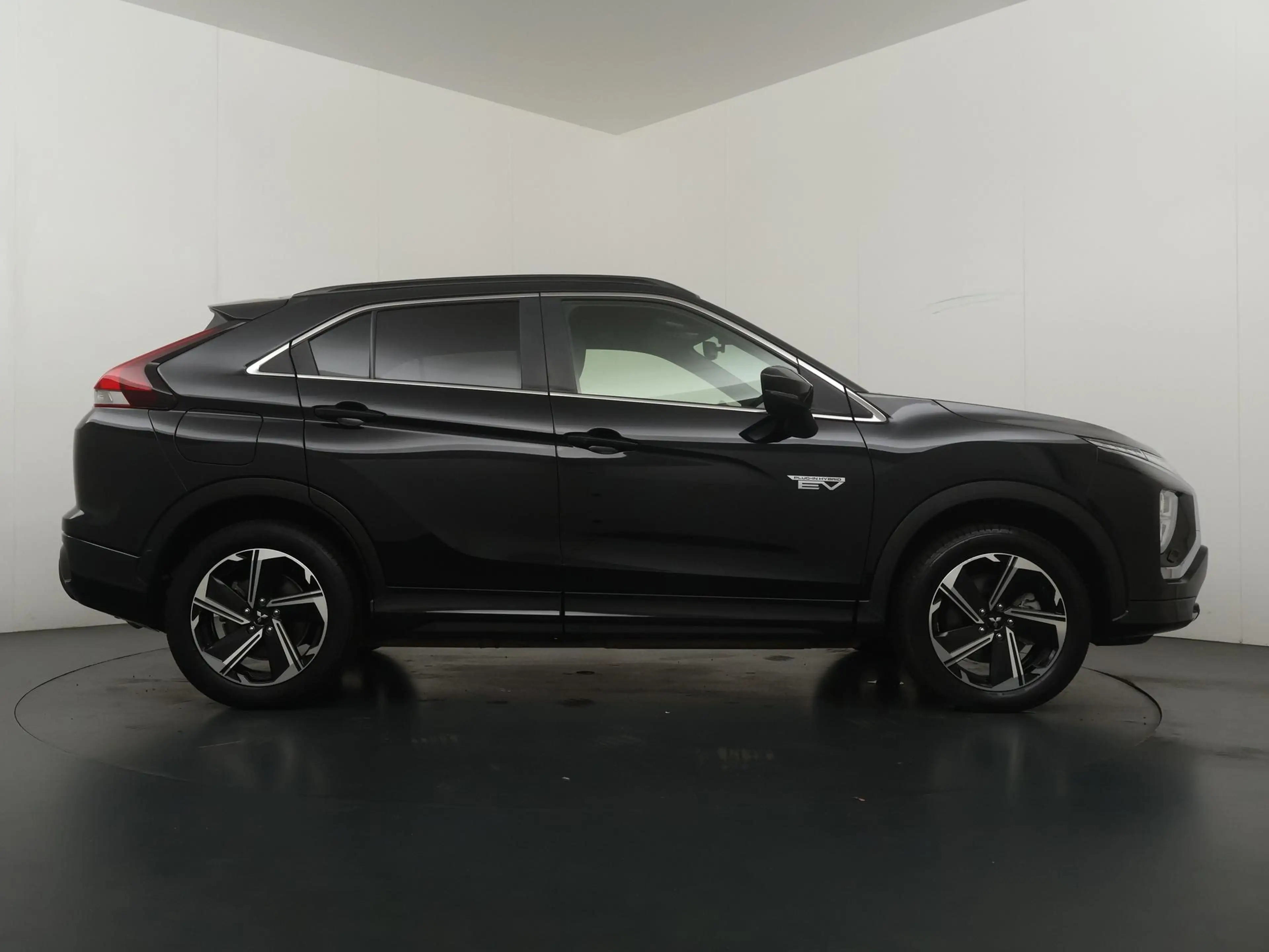 Mitsubishi Eclipse Cross 2.4 PHEV 188pk Business 4WD — photo 6