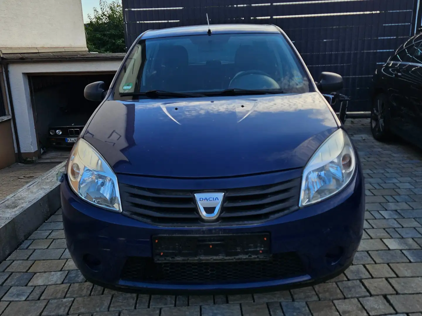 Dacia Sandero Sandero 1.2 16V Blau - 1