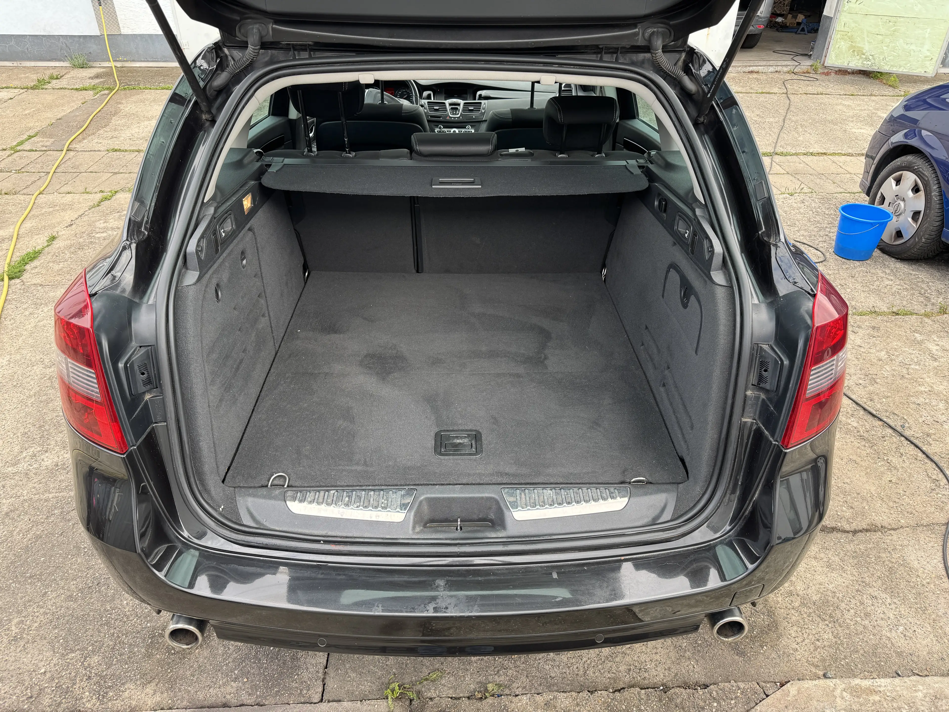 Renault Laguna BOSE Edition — photo 14