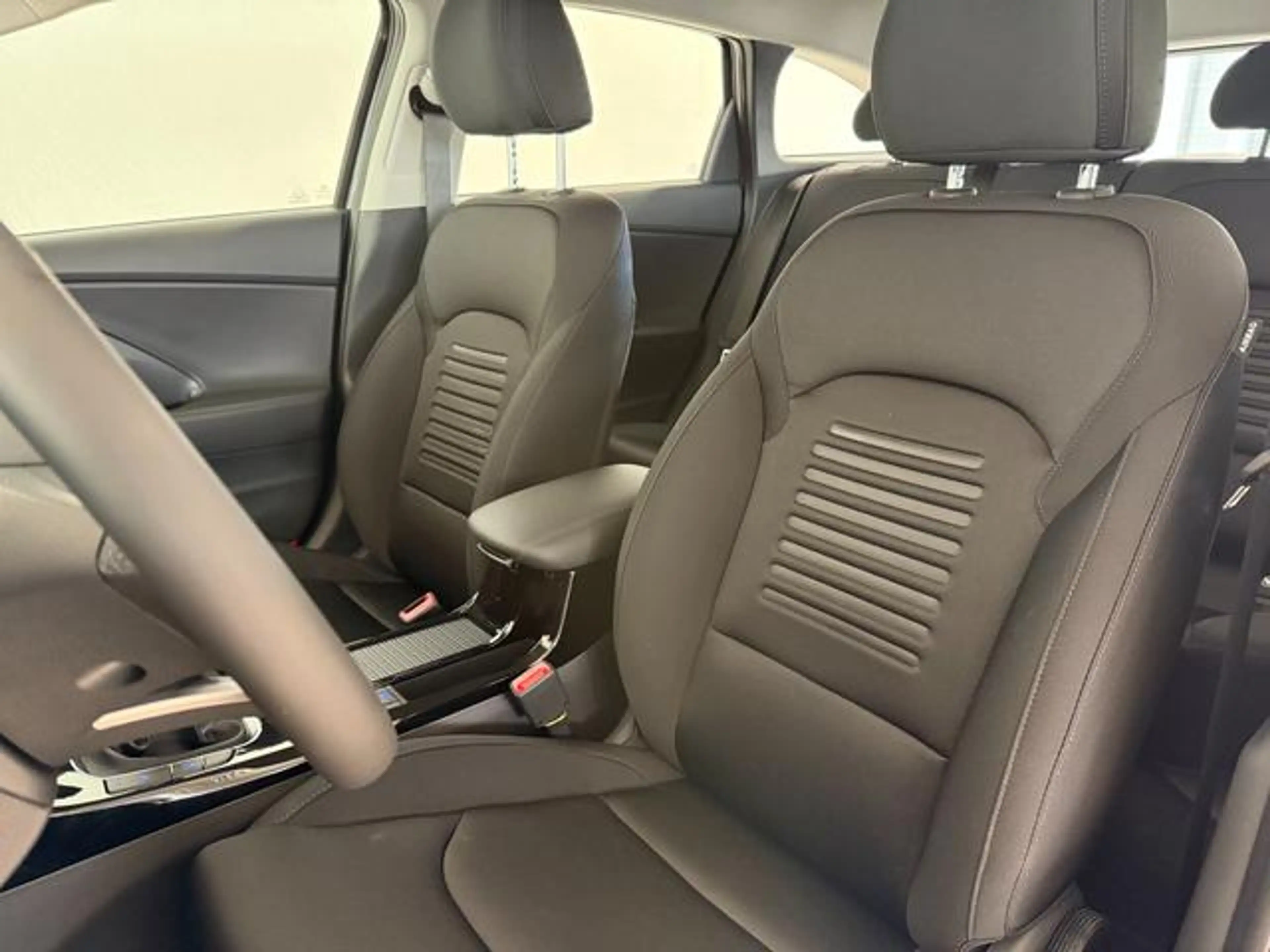 Hyundai i30 i30 Kombi Comfort 1.5 GDI / Navi / Tempomat / Si — photo 5
