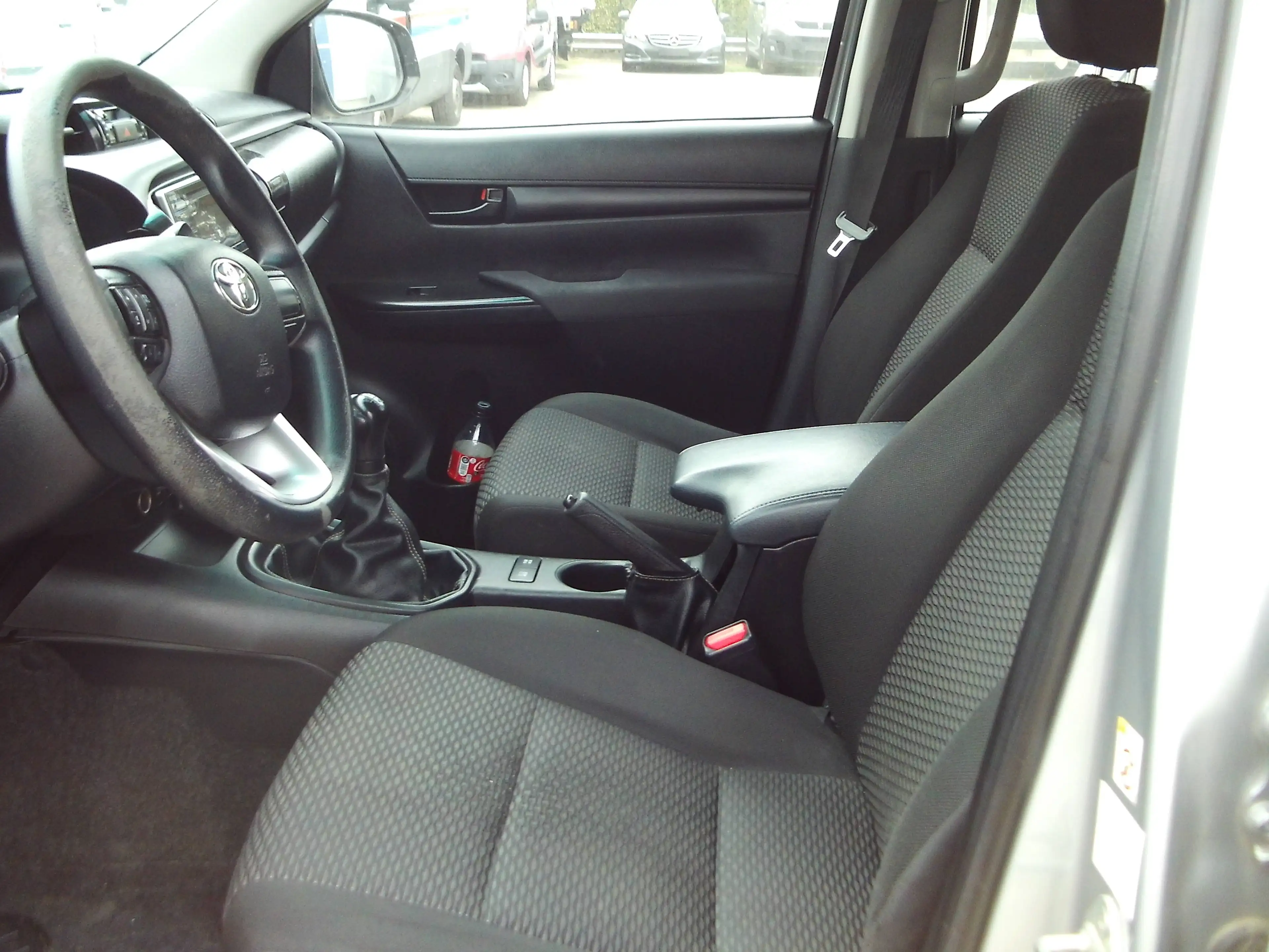 Toyota Hilux 2.4 D-4D 4WD Active — photo 7