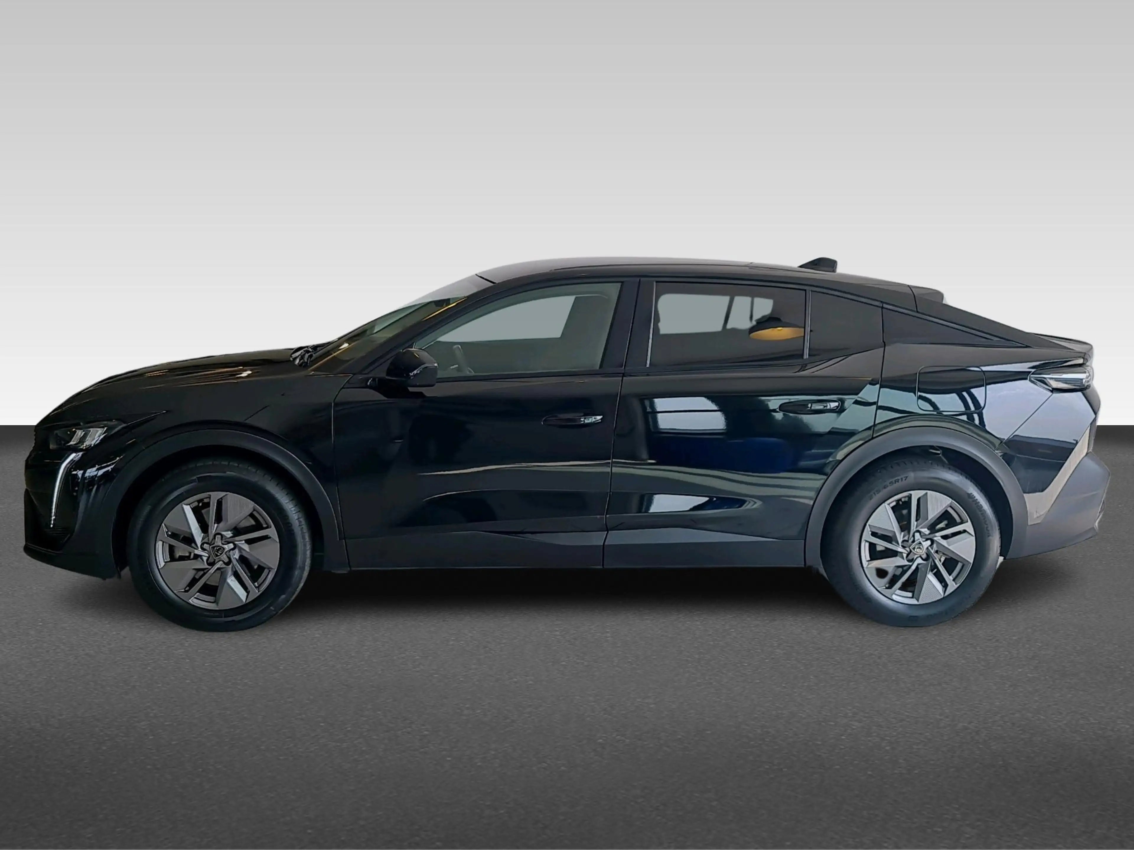 Peugeot 408 1.6Plug-in Hybrid Allure — photo 2