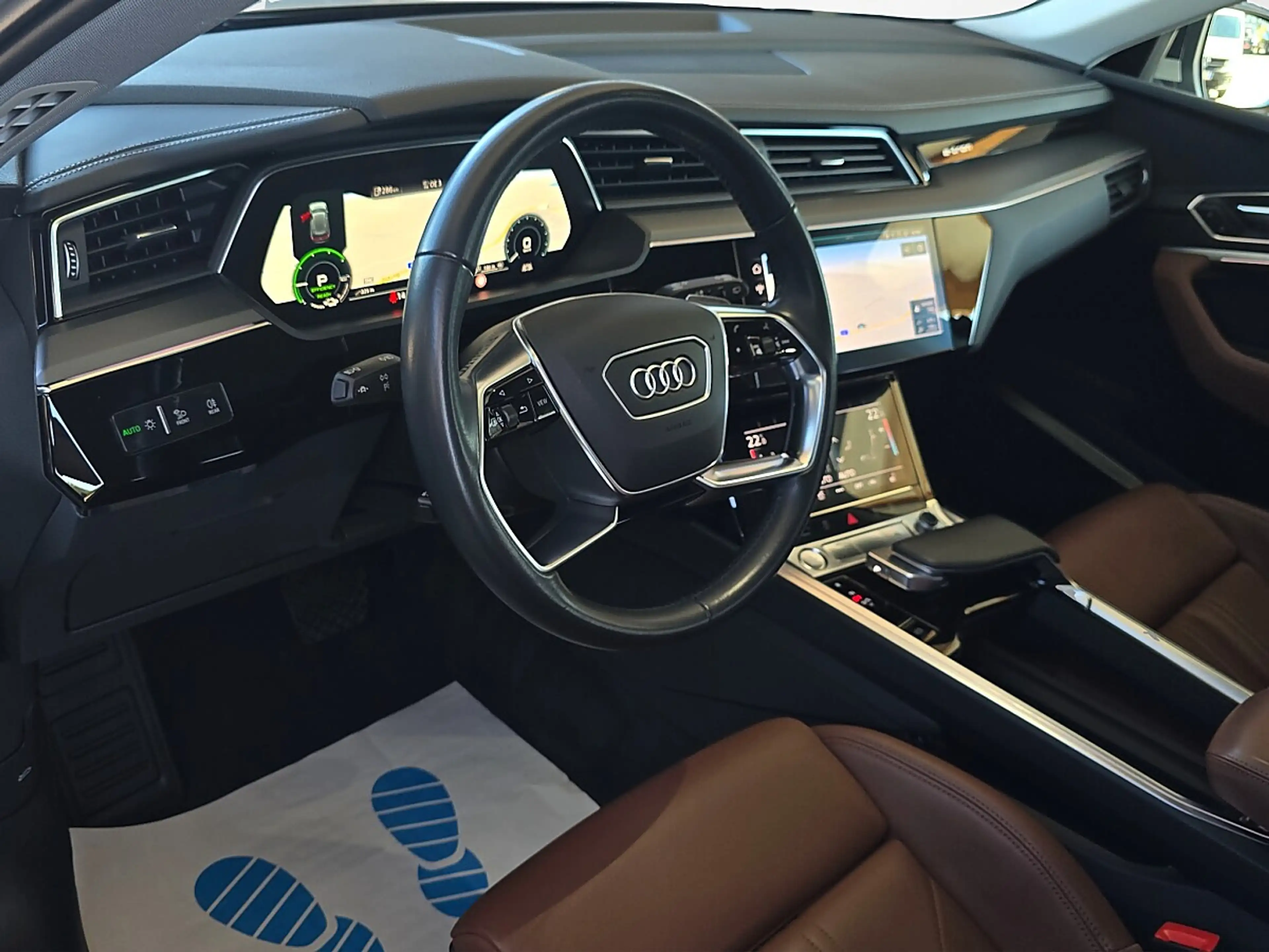 Audi e-tron 55 qua. Adv.*B&O*ACC*Virt.C*GARANTIE* — photo 8