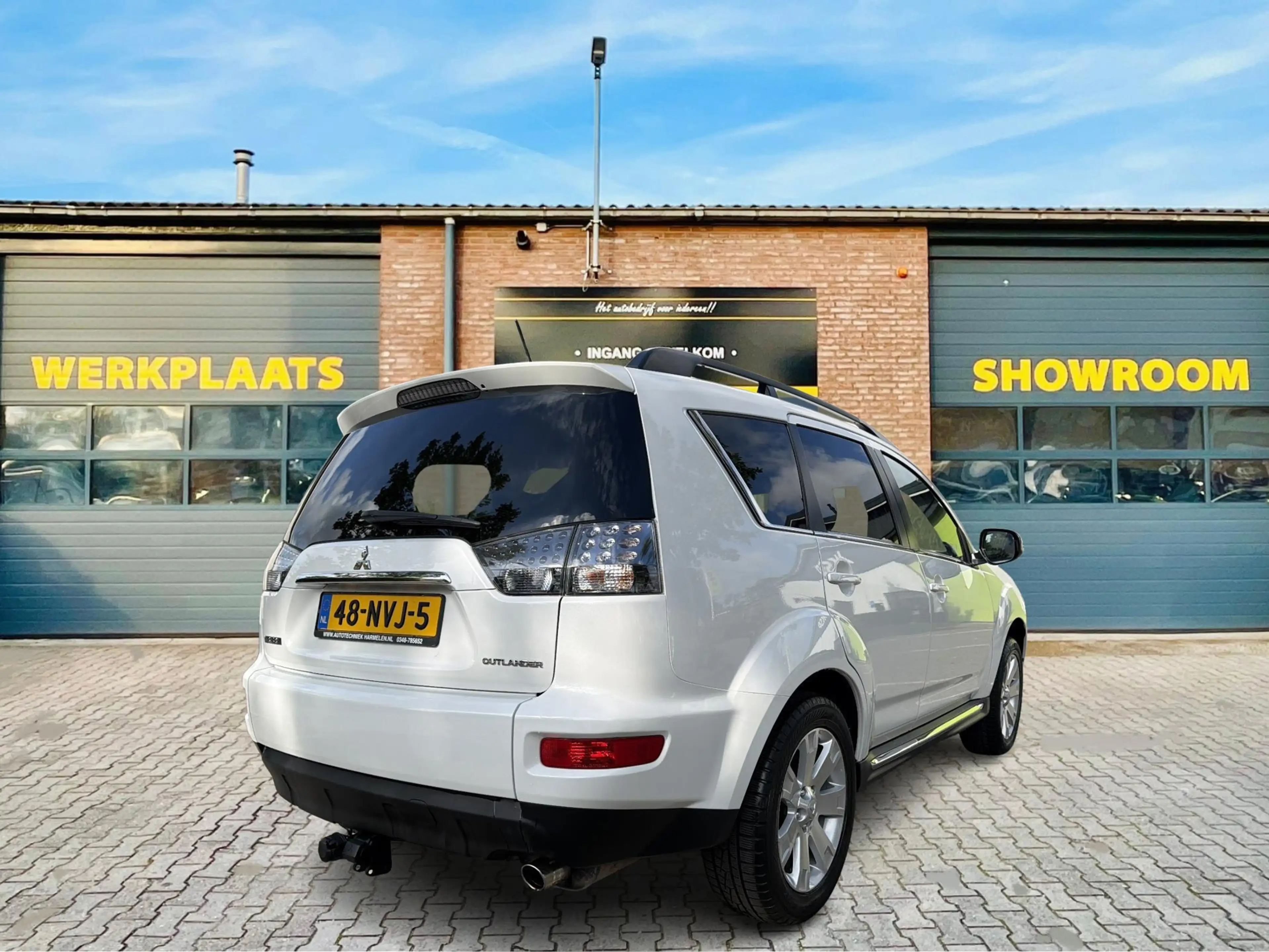 Mitsubishi Outlander 2.0 Edition Aut. *NL-Auto*Parelmoer* — photo 13