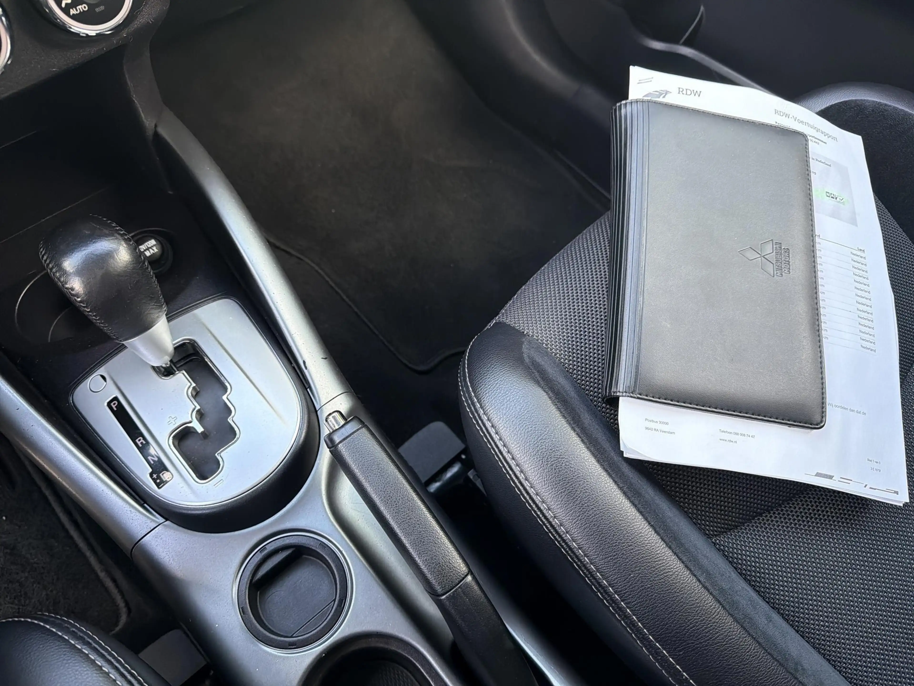 Mitsubishi Outlander 2.0 Edition Aut. *NL-Auto*Parelmoer* — photo 7