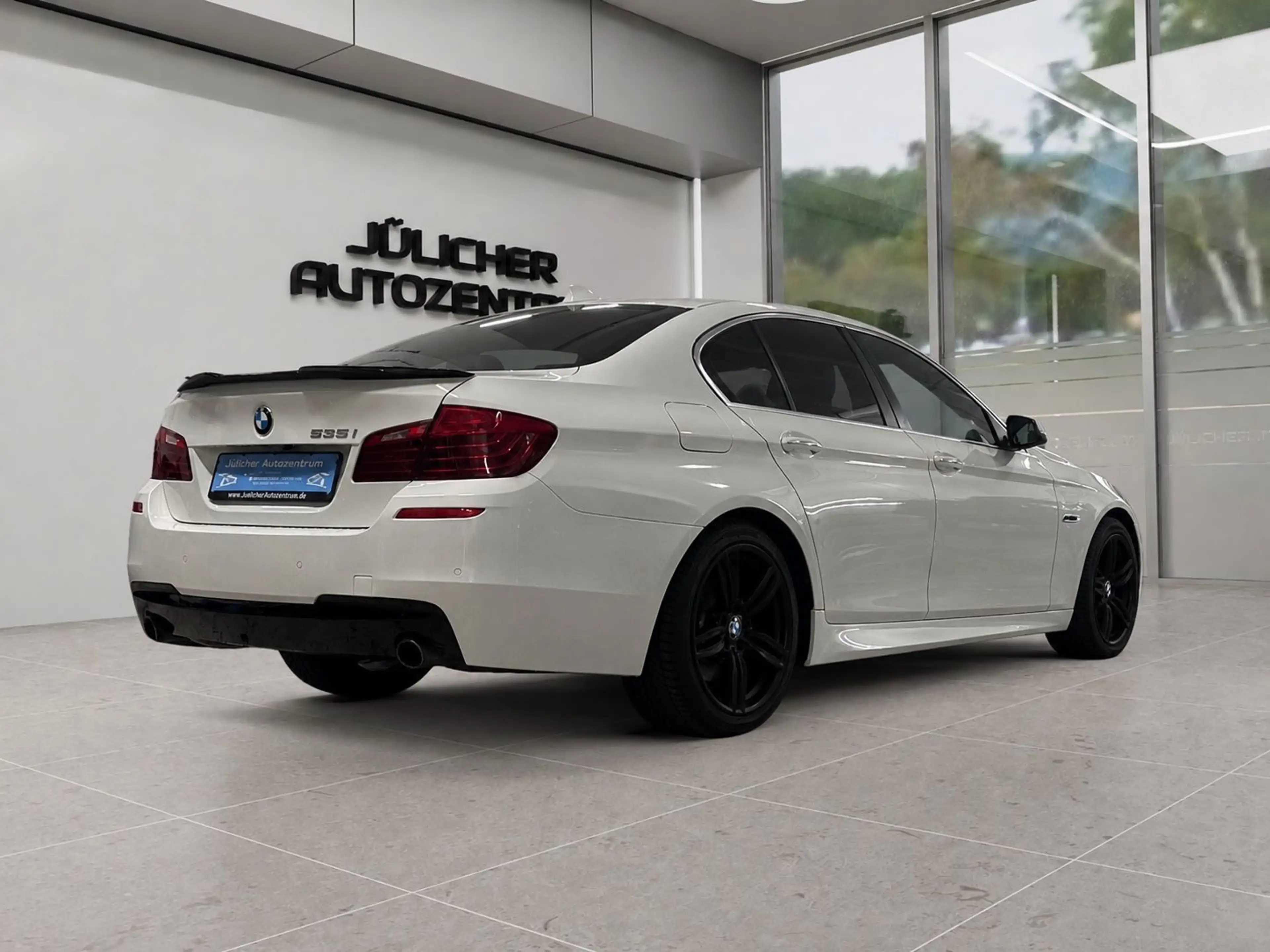 BMW 535 i Aut. M Sport, Allwetterreifen, Insp. Neu — photo 3