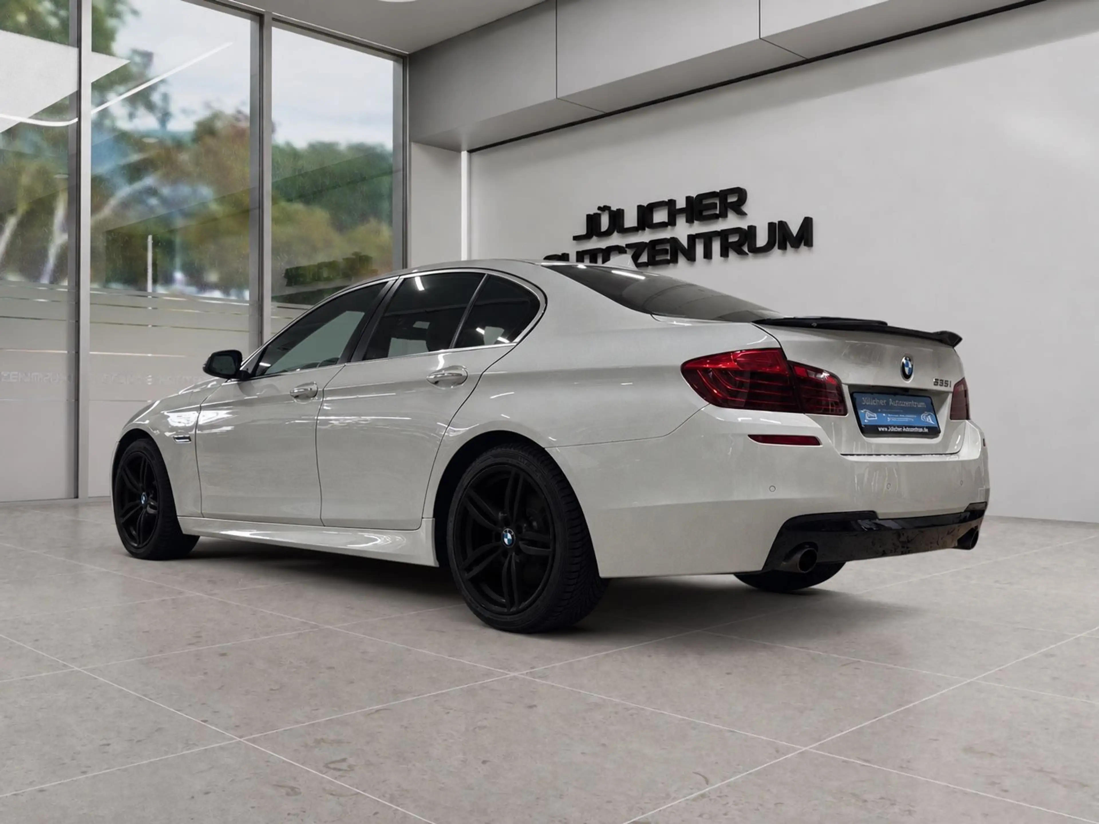 BMW 535 i Aut. M Sport, Allwetterreifen, Insp. Neu — photo 6