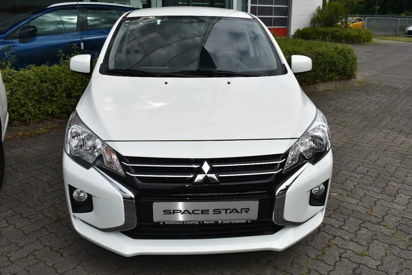Mitsubishi Space Star Select+ 1.2 MIVEC 5-Gang Blanc - 1