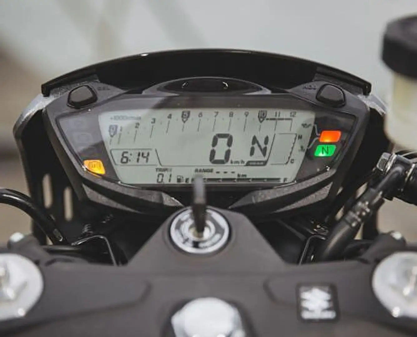 Suzuki SV 650 SV650 Naked B. - Modell 25 - Negru - 2