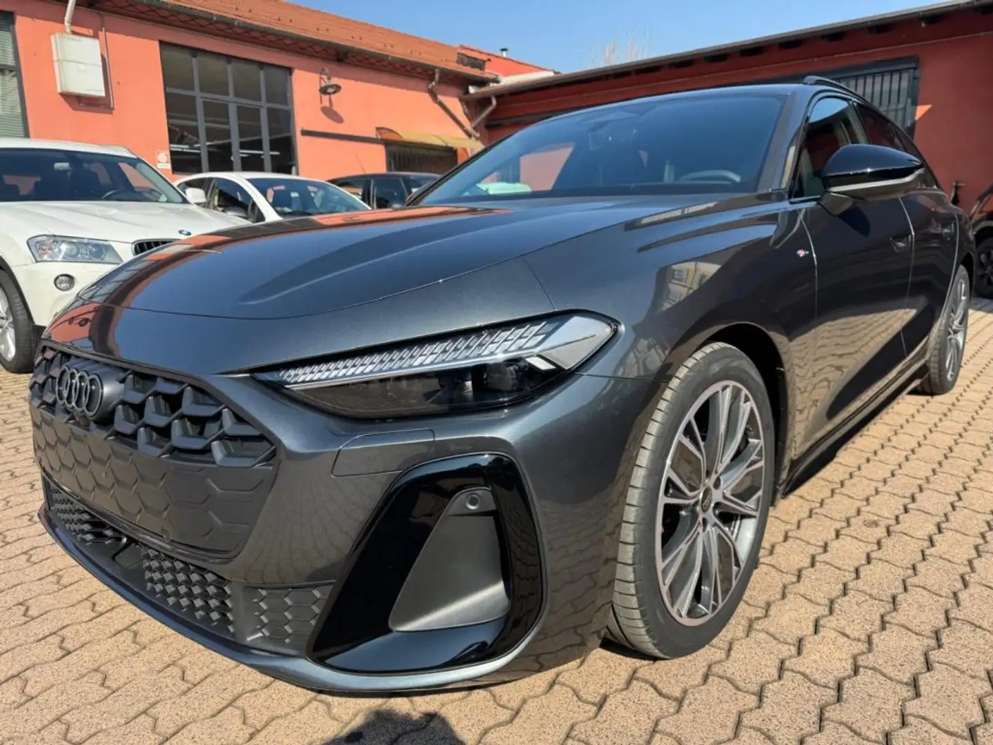 Audi A5 Avant 40TDI 204CV S tronic S Line edition Grigio - 1