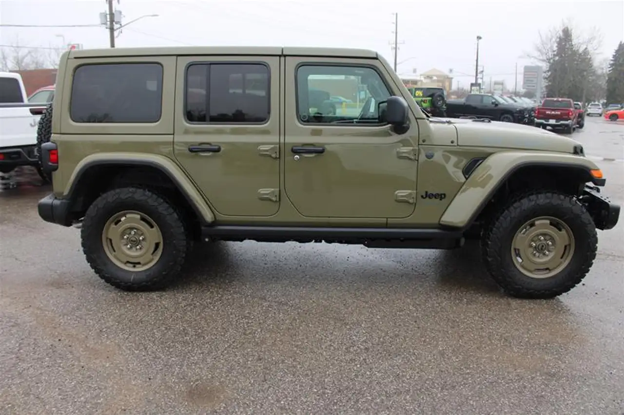 Jeep Wrangler снимка Jeep Wrangler