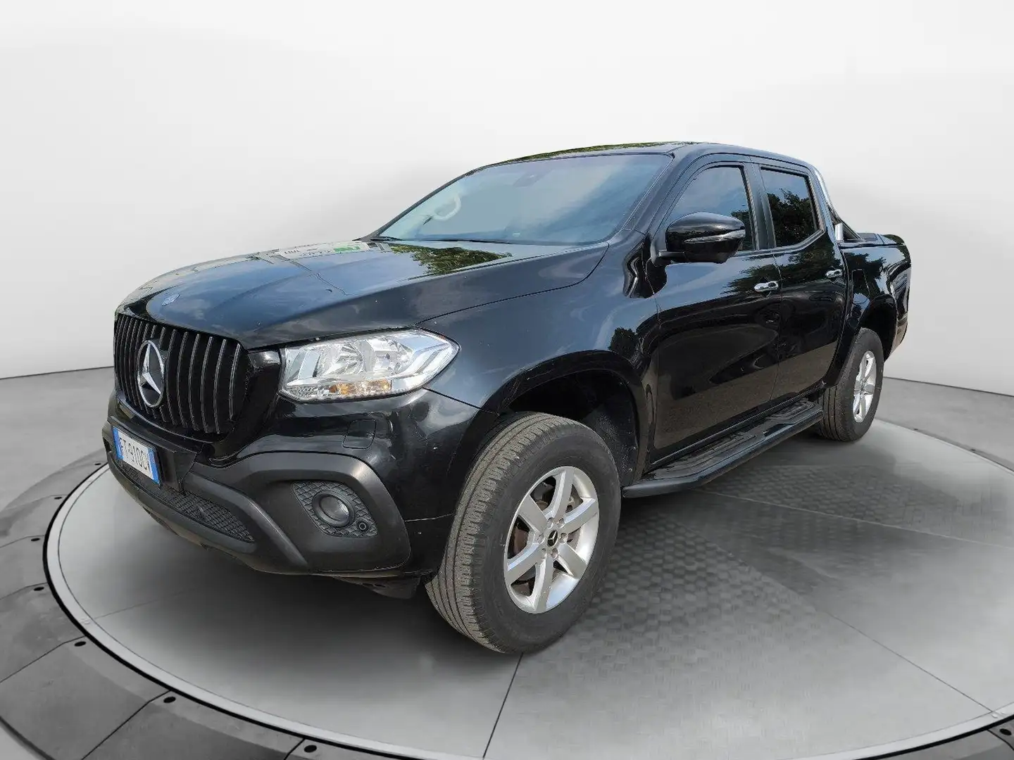 Mercedes-Benz X 250 X 250 d Progressive 4matic auto Zwart - 2