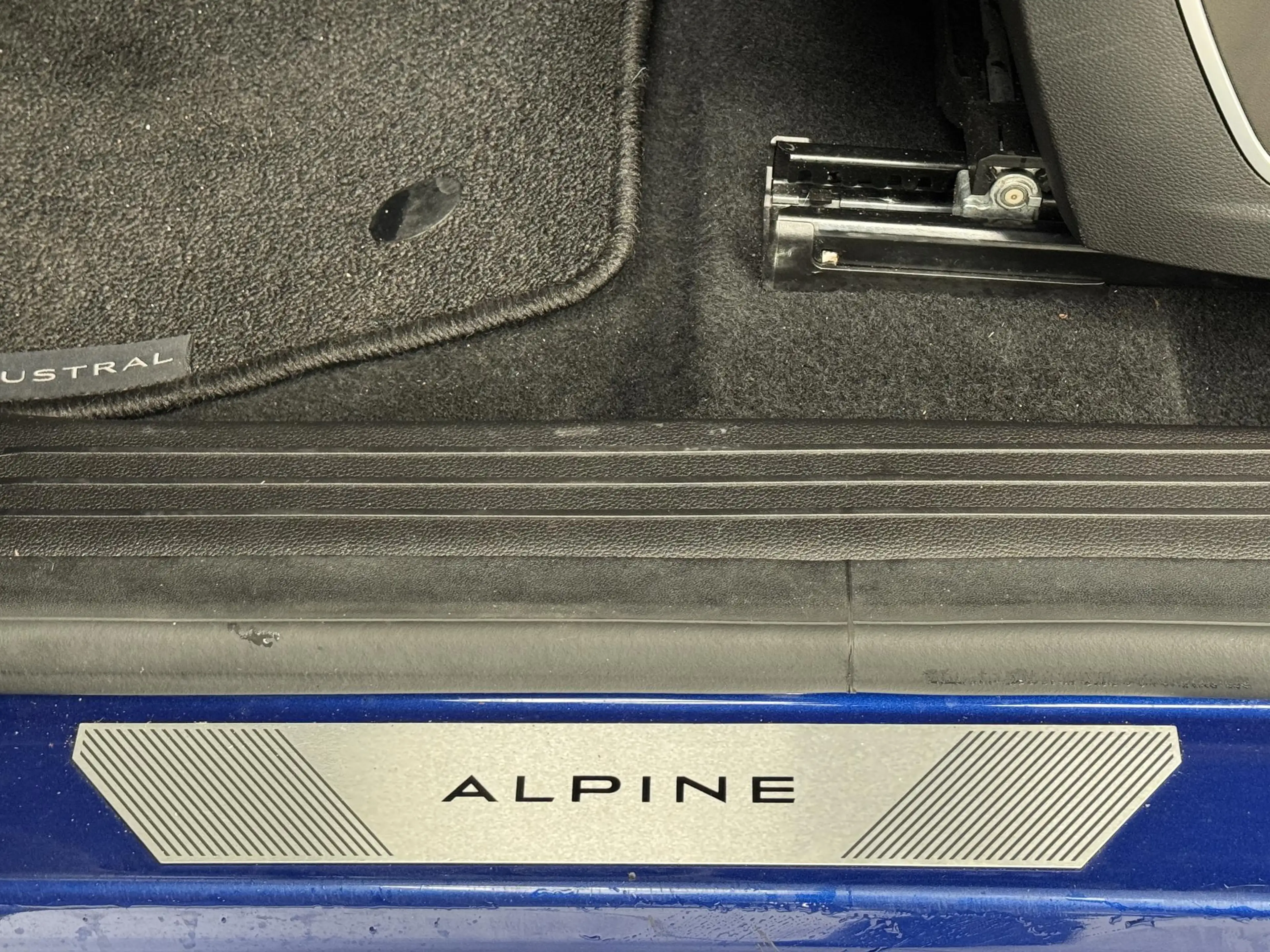 Renault Austral 1.2 E-Tech full hybrid 200 Techno Esprit Alpine | — photo 28