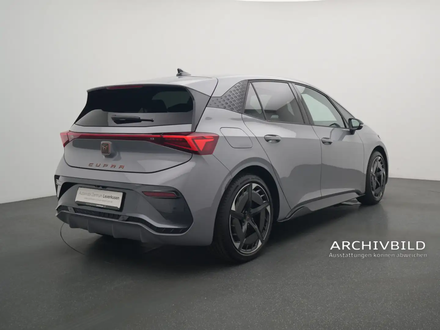 CUPRA Born 150 kW ACC NAVI KAM SHZ PDC Grau - 2