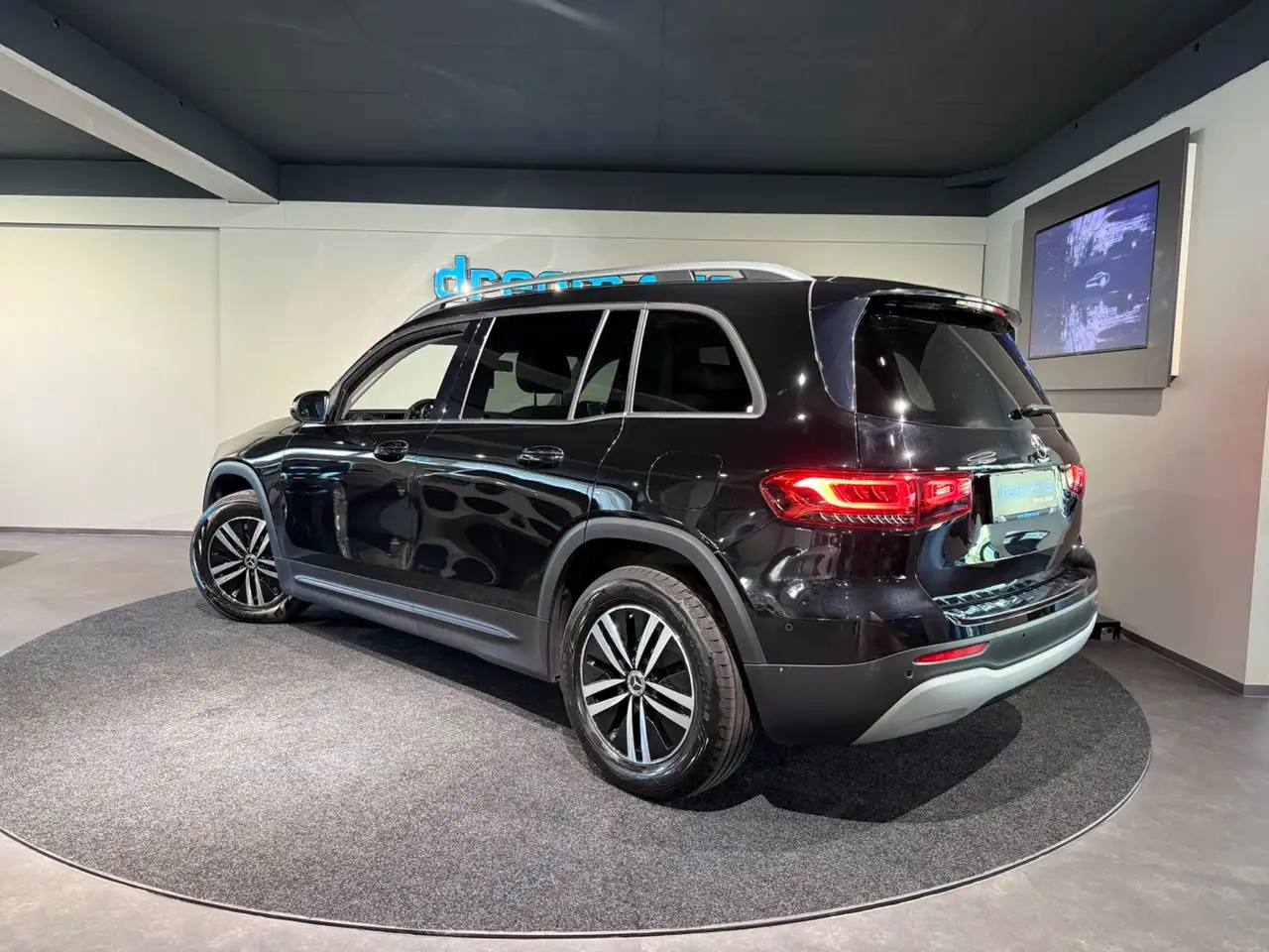 Mercedes-Benz GLB 220 GLB-Klasse GLB 220 d Style / AHK / NAVI / Soundsy Bild 3