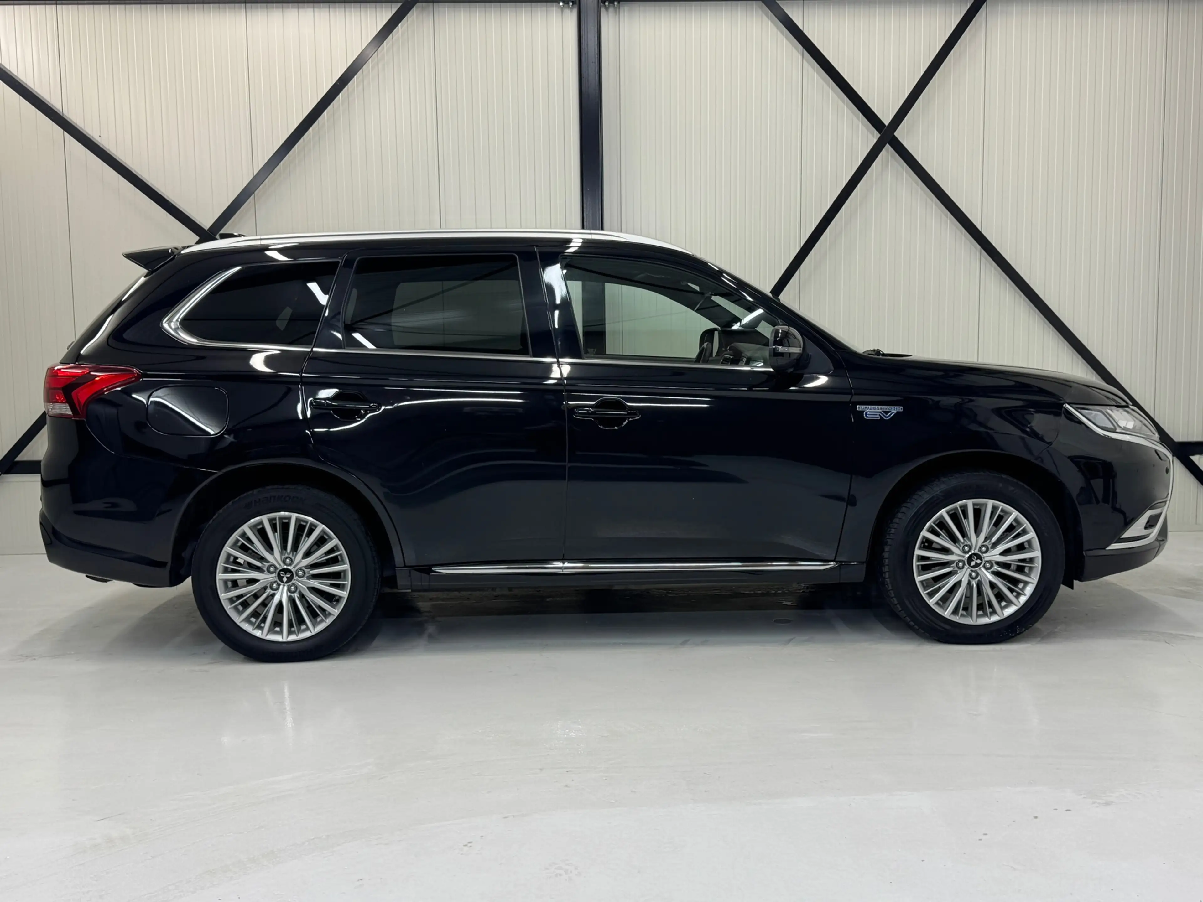 Mitsubishi Outlander 2.4 PHEV Instyle |Trekhaak|Clima|Stoelverwarming|S — photo 8