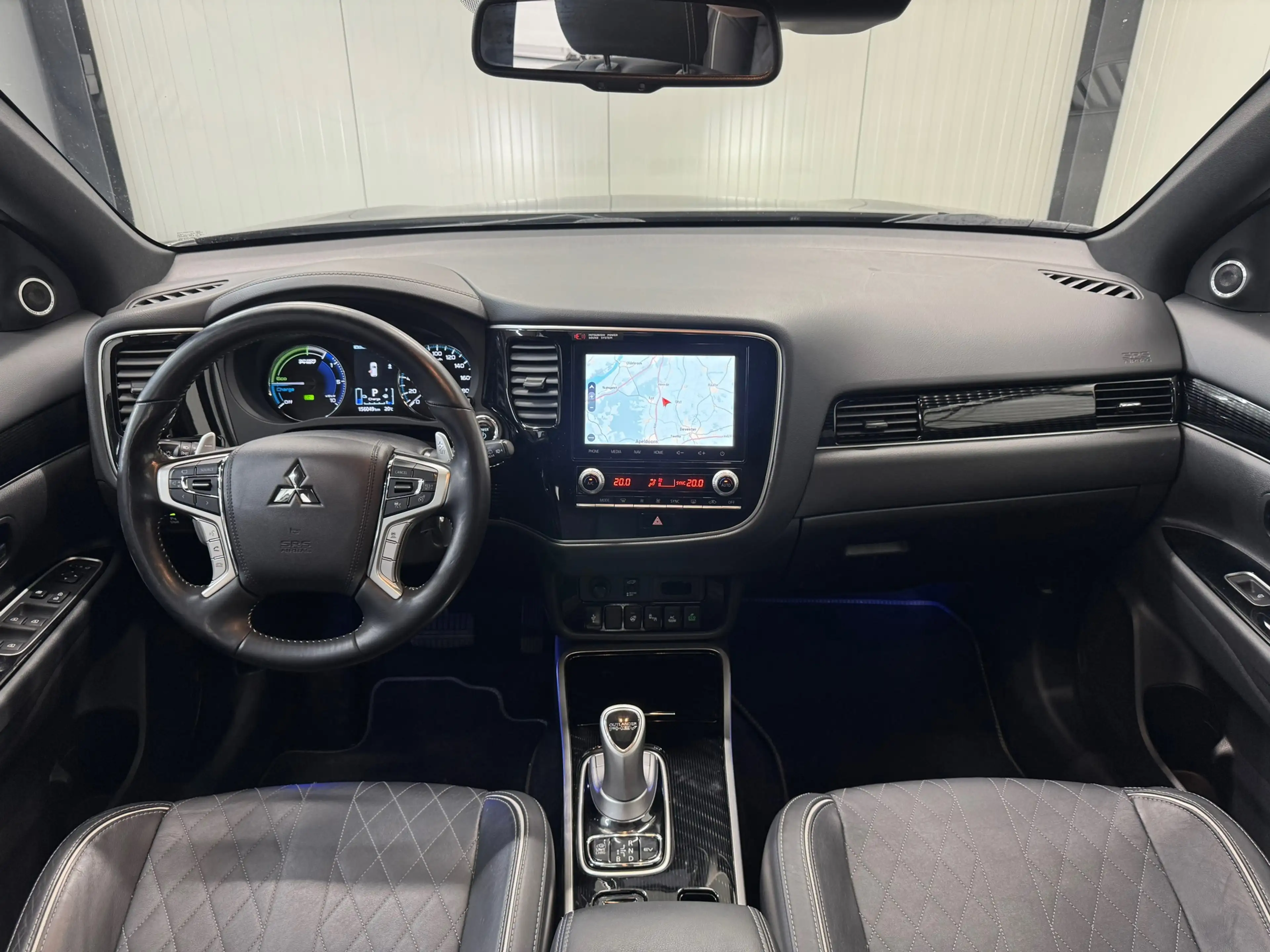 Mitsubishi Outlander 2.4 PHEV Instyle |Trekhaak|Clima|Stoelverwarming|S — photo 5