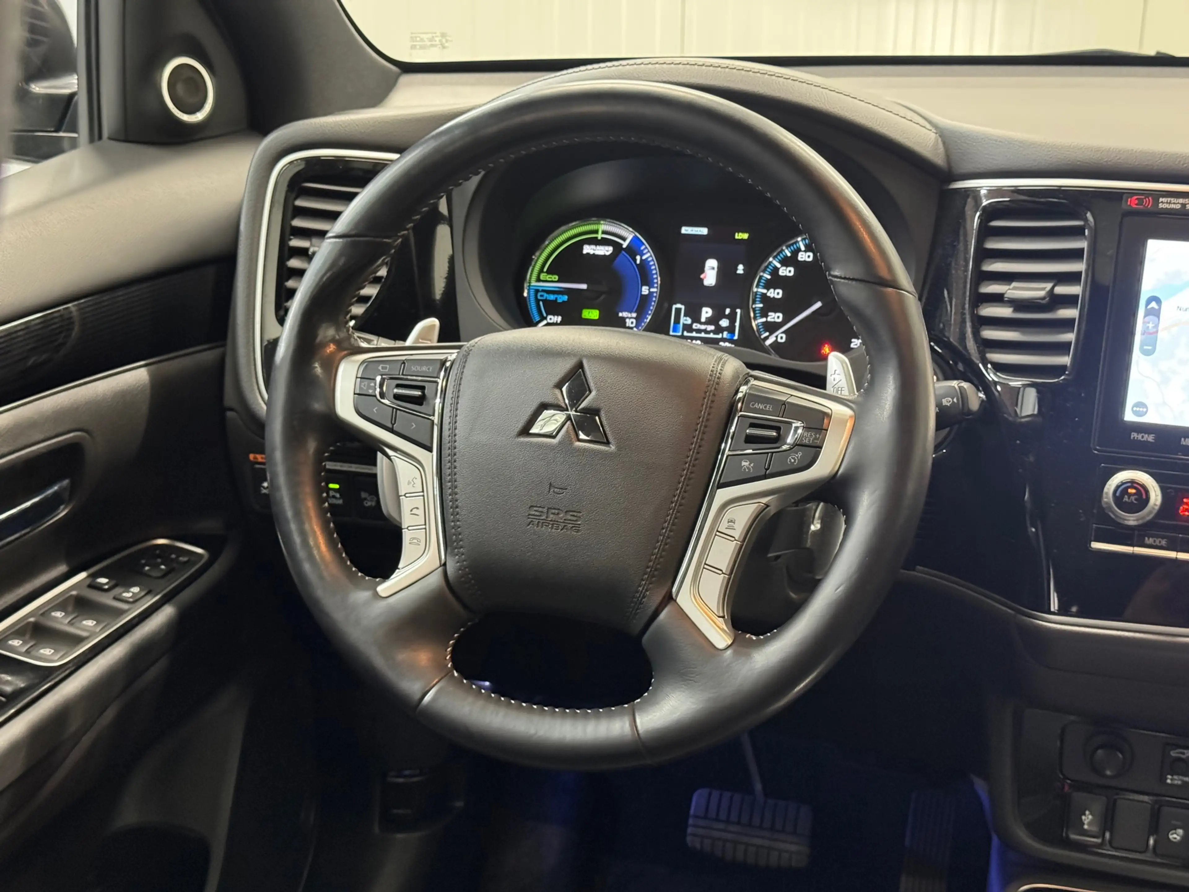 Mitsubishi Outlander 2.4 PHEV Instyle |Trekhaak|Clima|Stoelverwarming|S — photo 10