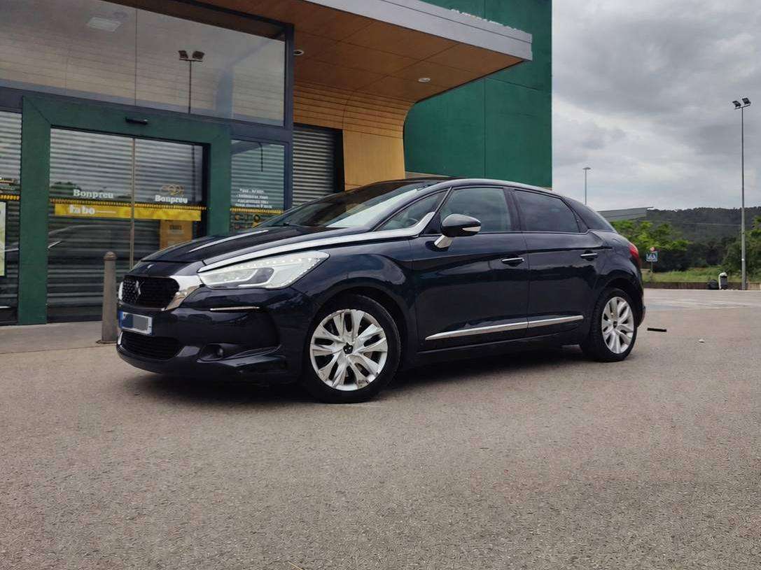 DS Automobiles DS 5 DS 5 Hybrid 4x4 Style Style - foto 1