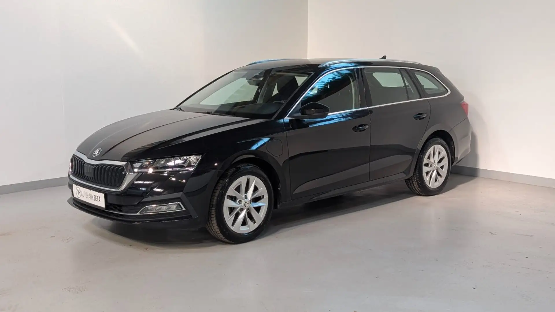 Skoda Octavia 1.4TSI Combi Style iV SIDE*KESSY*MEM*HUD Noir - 1