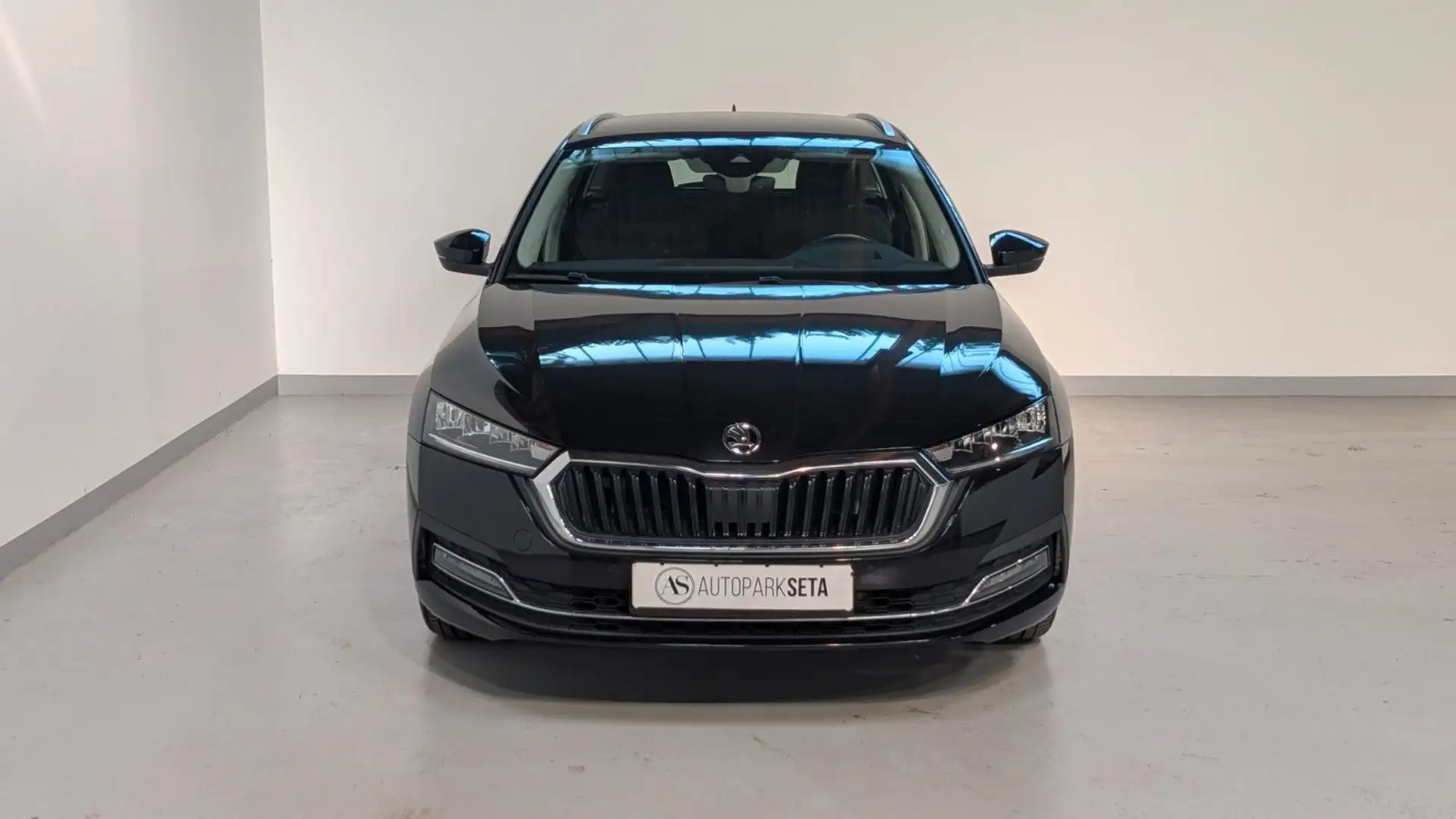 Skoda Octavia 1.4TSI Combi Style iV SIDE*KESSY*MEM*HUD Noir - 2