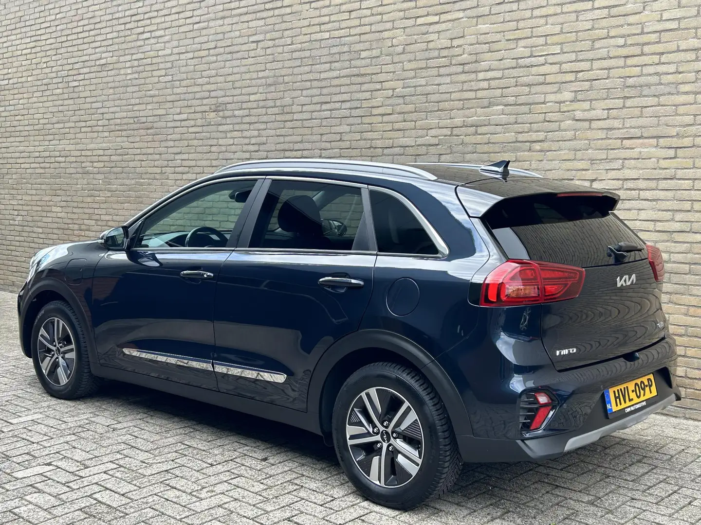Kia Niro 1.6 GDi PHEV 141pk Comfort | Camera | Adaptieve cr Blauw - 2