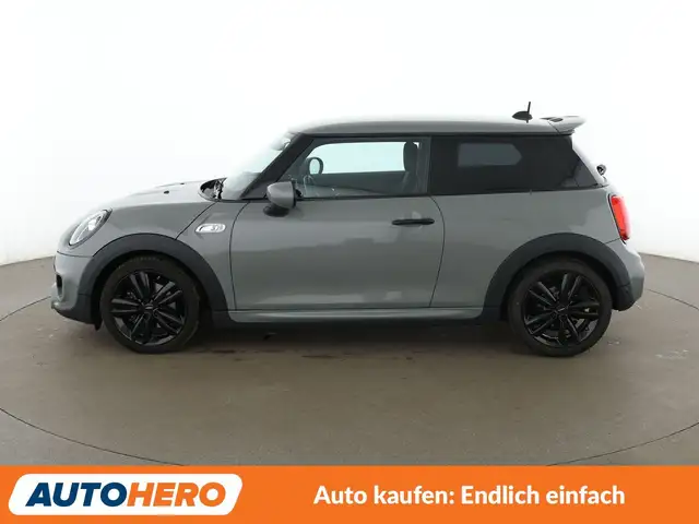 Mini Hatch view 3