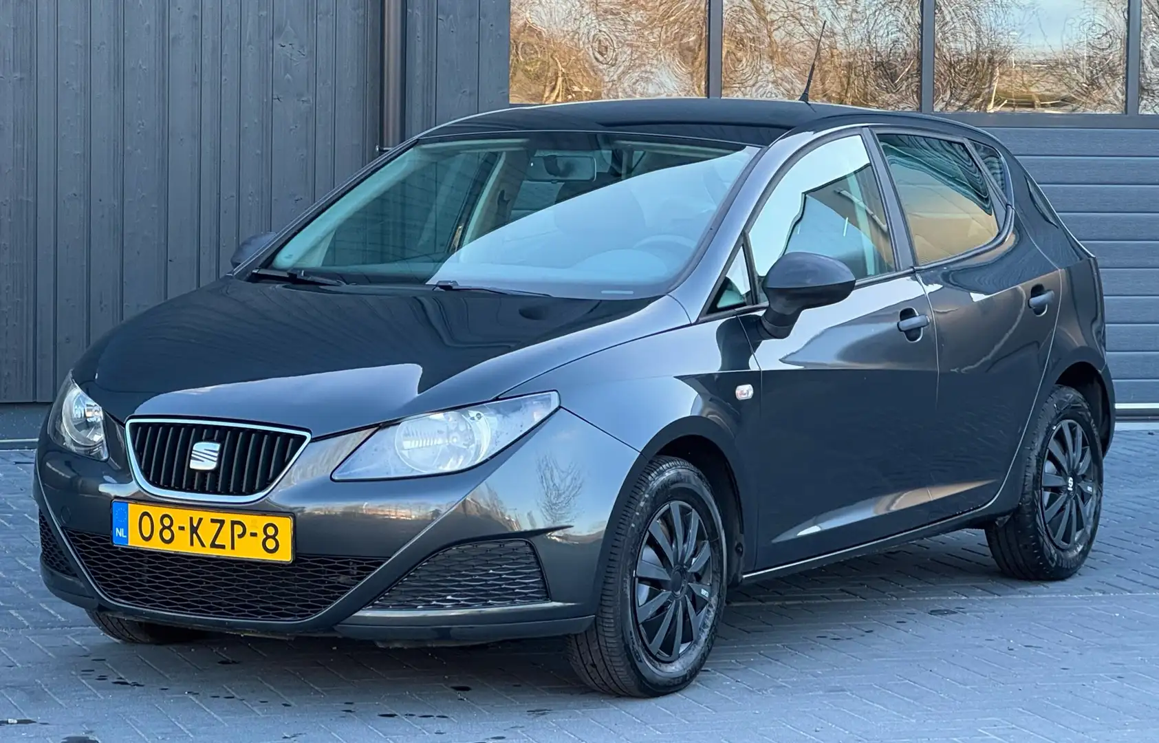 SEAT Ibiza 1.2 | 5DRS | 2010 | Airco | Blutooth Grijs - 1