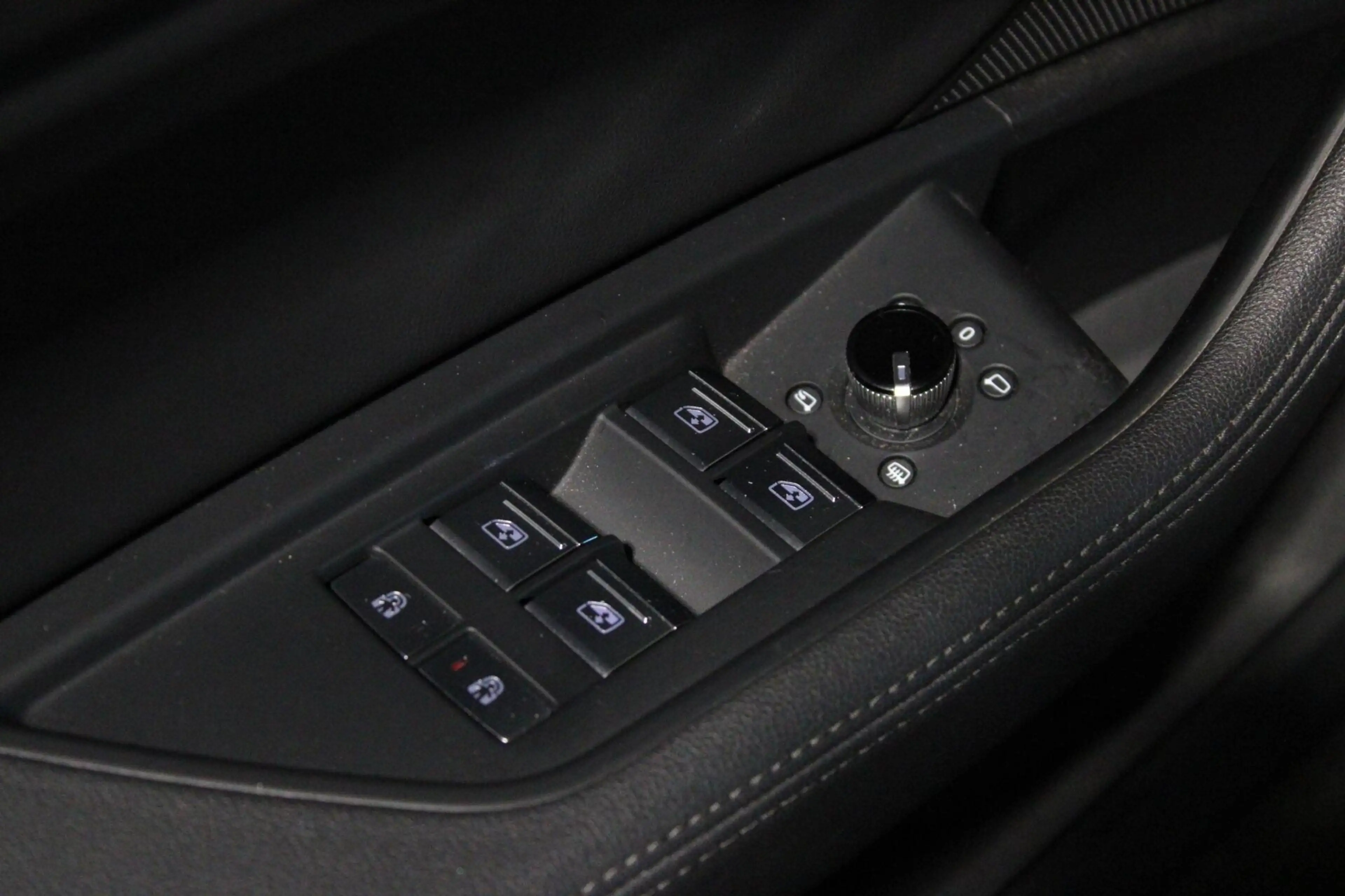 Audi e-tron 50 quattro 71 kWh | 91,2% SoH | PANO | TRKHAAK | — photo 8