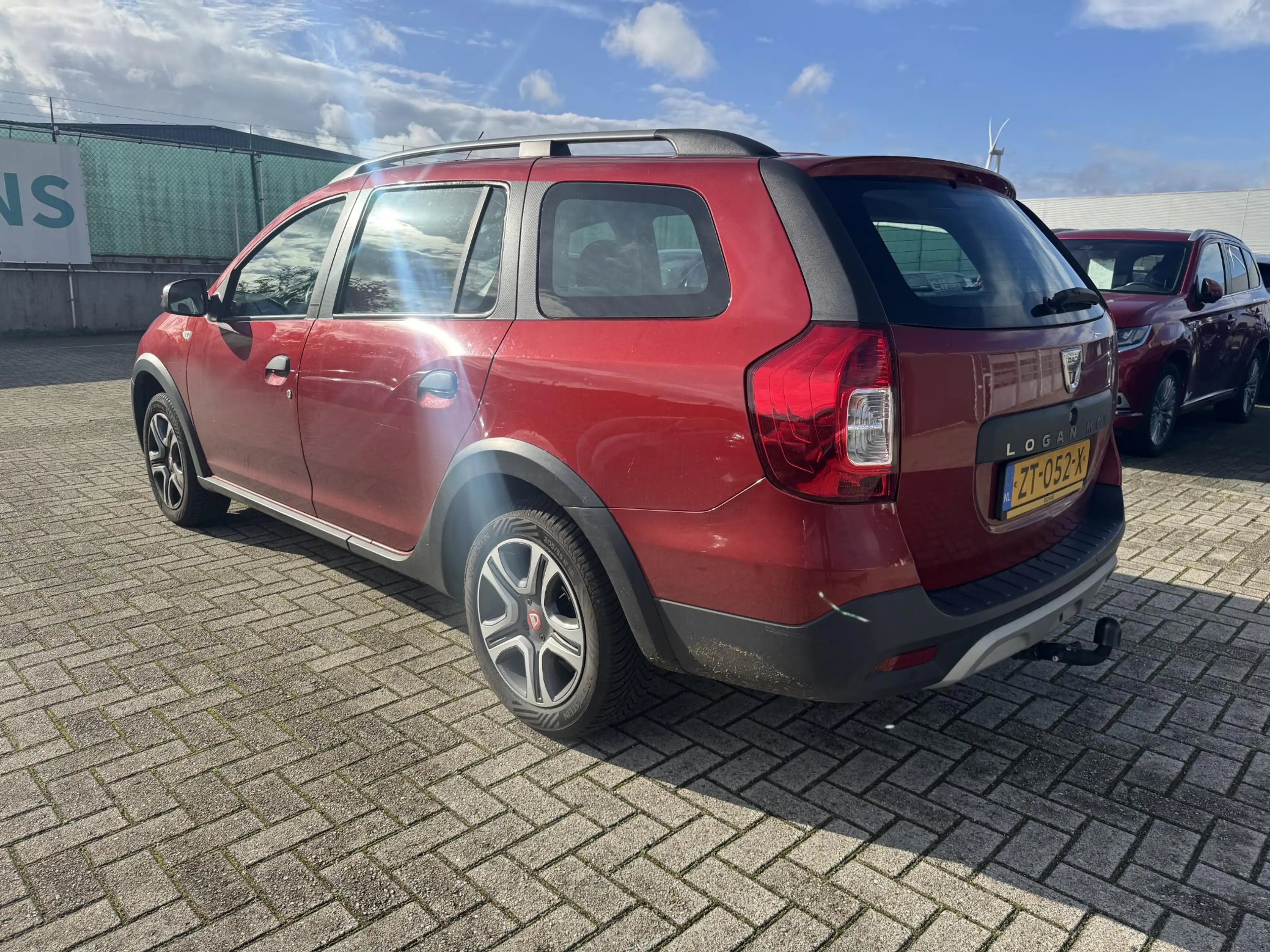Dacia Logan MCV 0.9 TCe Tech Road | Trekhaak | Navigatie | Par — photo 5