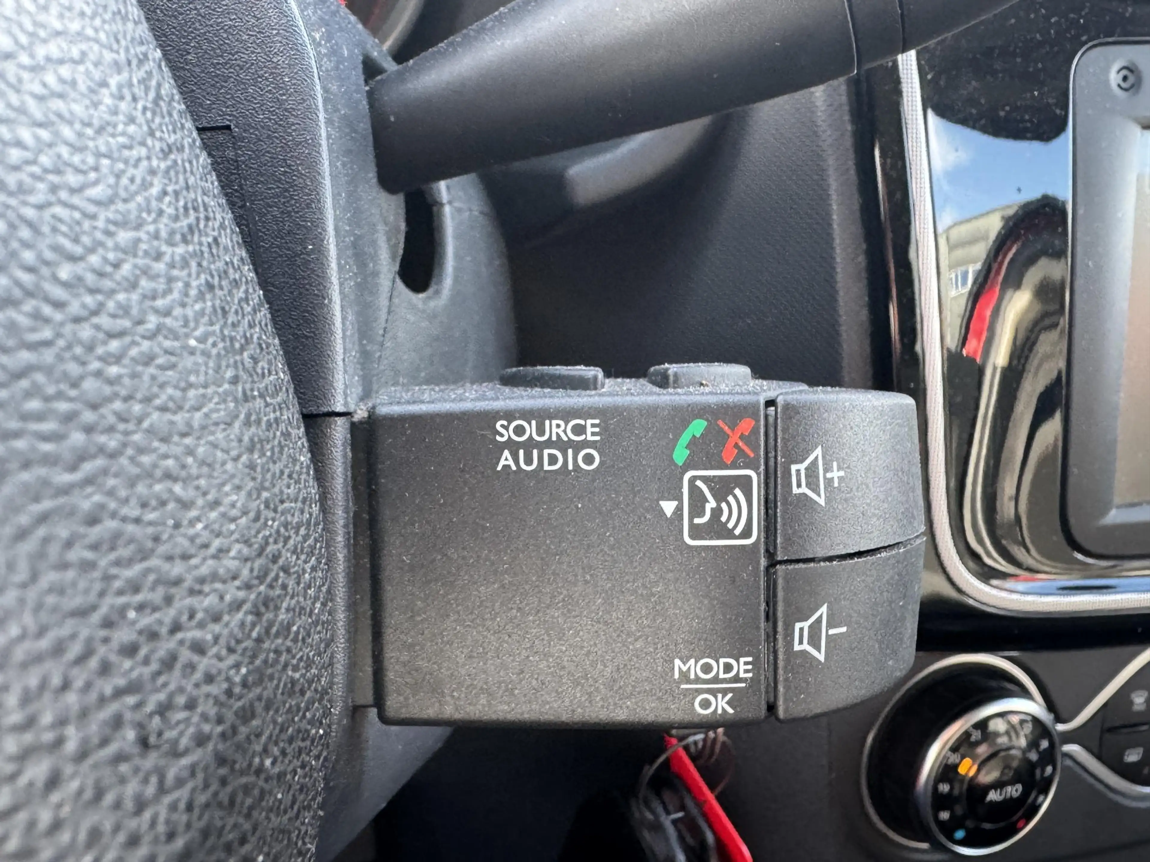 Dacia Logan MCV 0.9 TCe Tech Road | Trekhaak | Navigatie | Par — photo 31