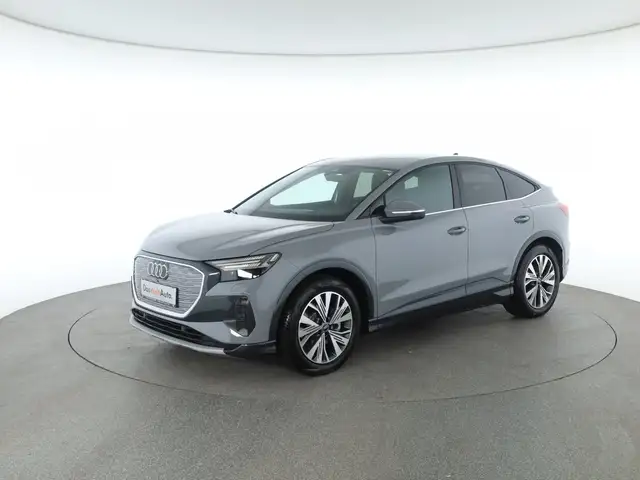Audi Q4 e-tron Audi Q4 Sportback 45 e-tron